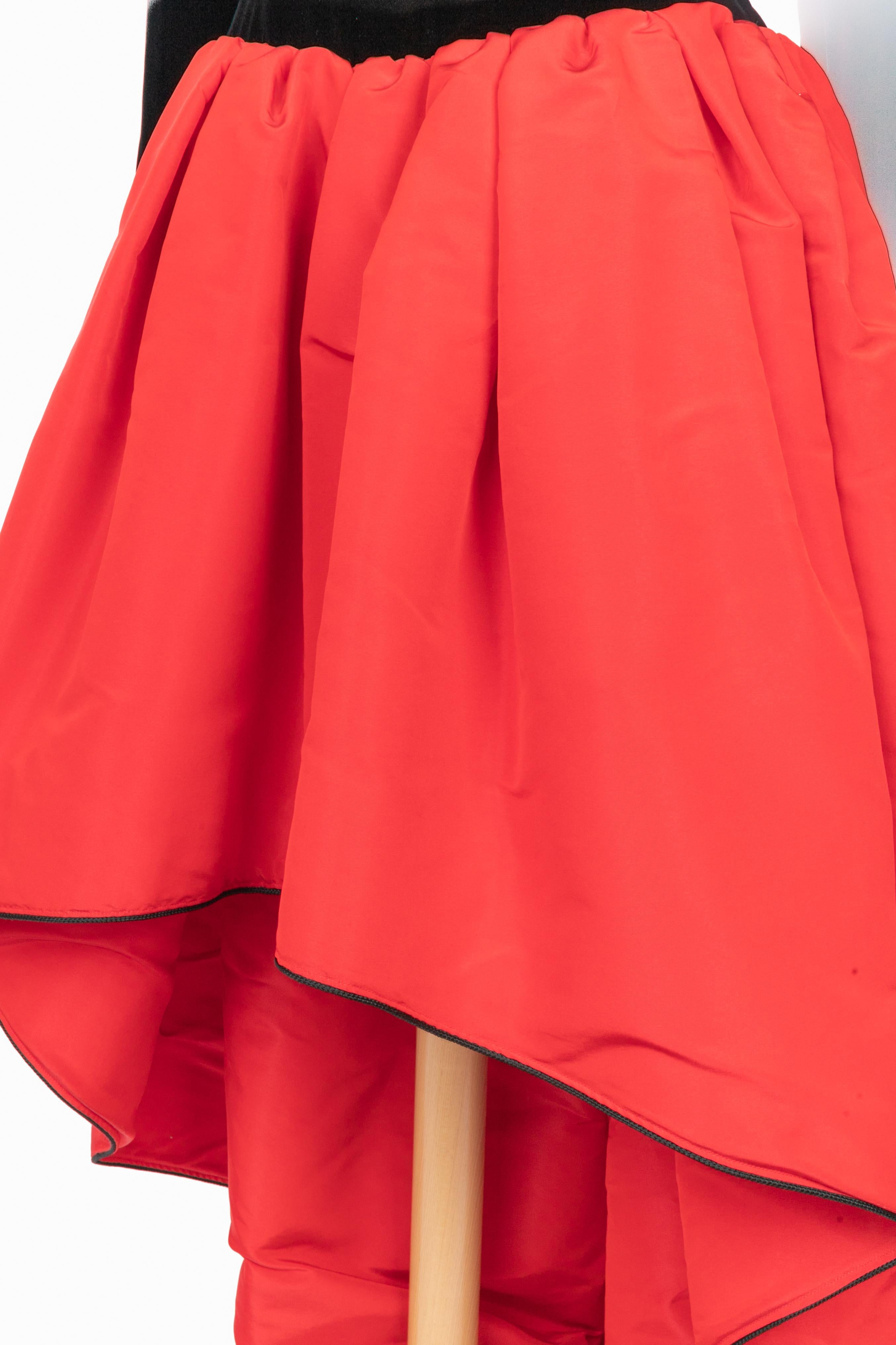 Robe longue Yves Saint Laurent Winter 1988 en vente 4