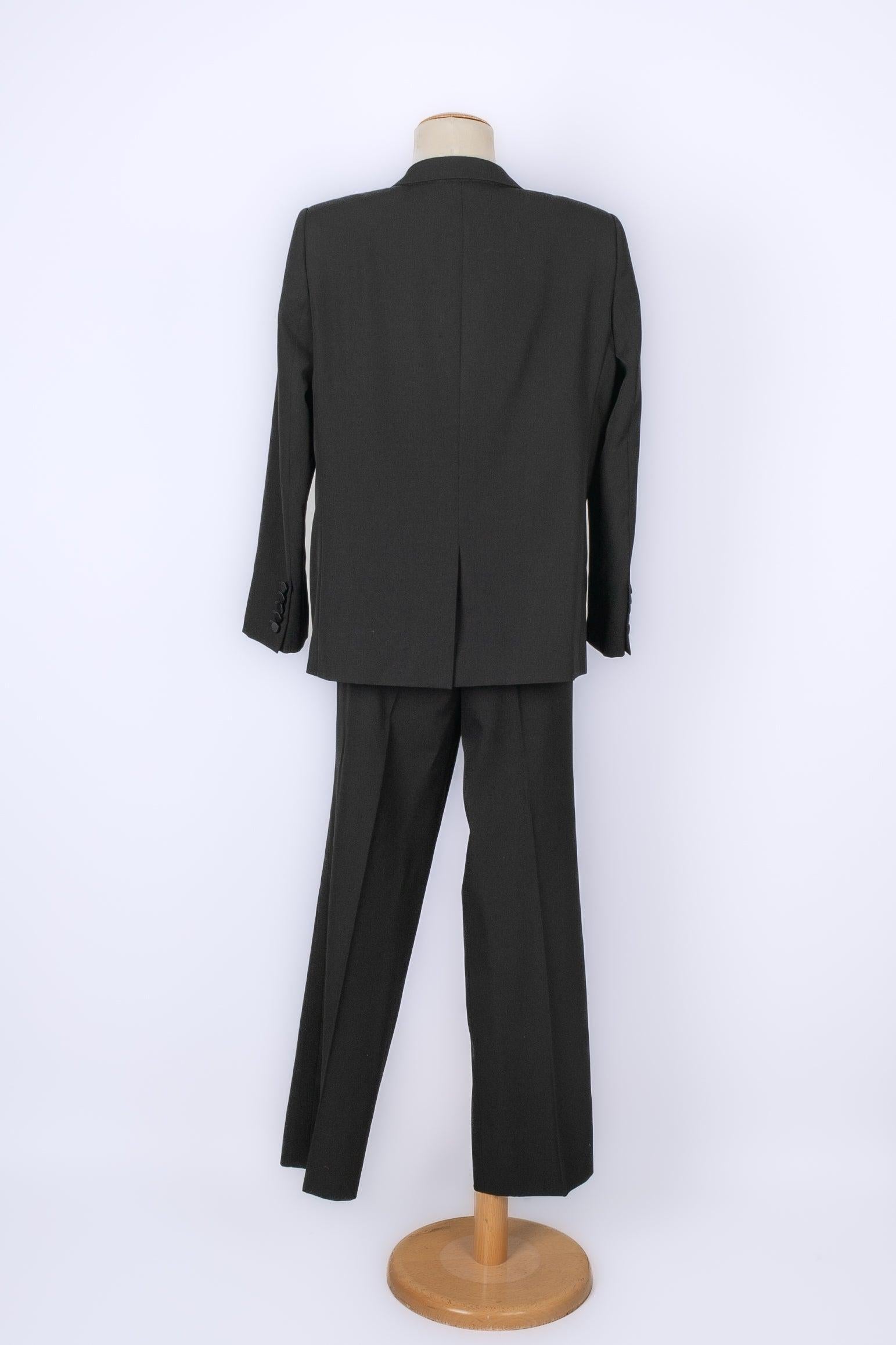 Yves Saint Laurent Men Pant Suit with Black Satin Reverse In Excellent Condition For Sale In SAINT-OUEN-SUR-SEINE, FR