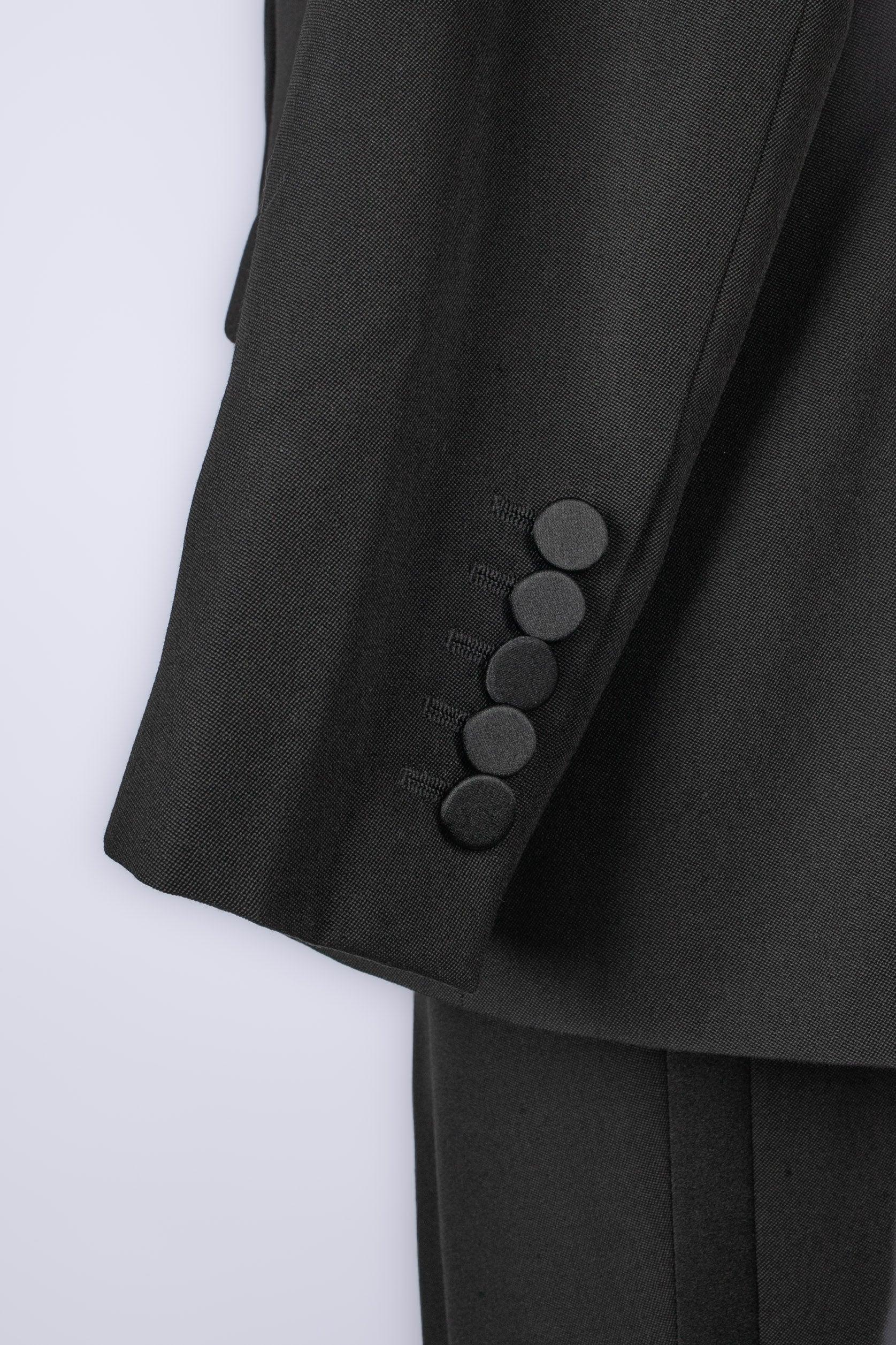Yves Saint Laurent Men Pant Suit with Black Satin Reverse For Sale 3