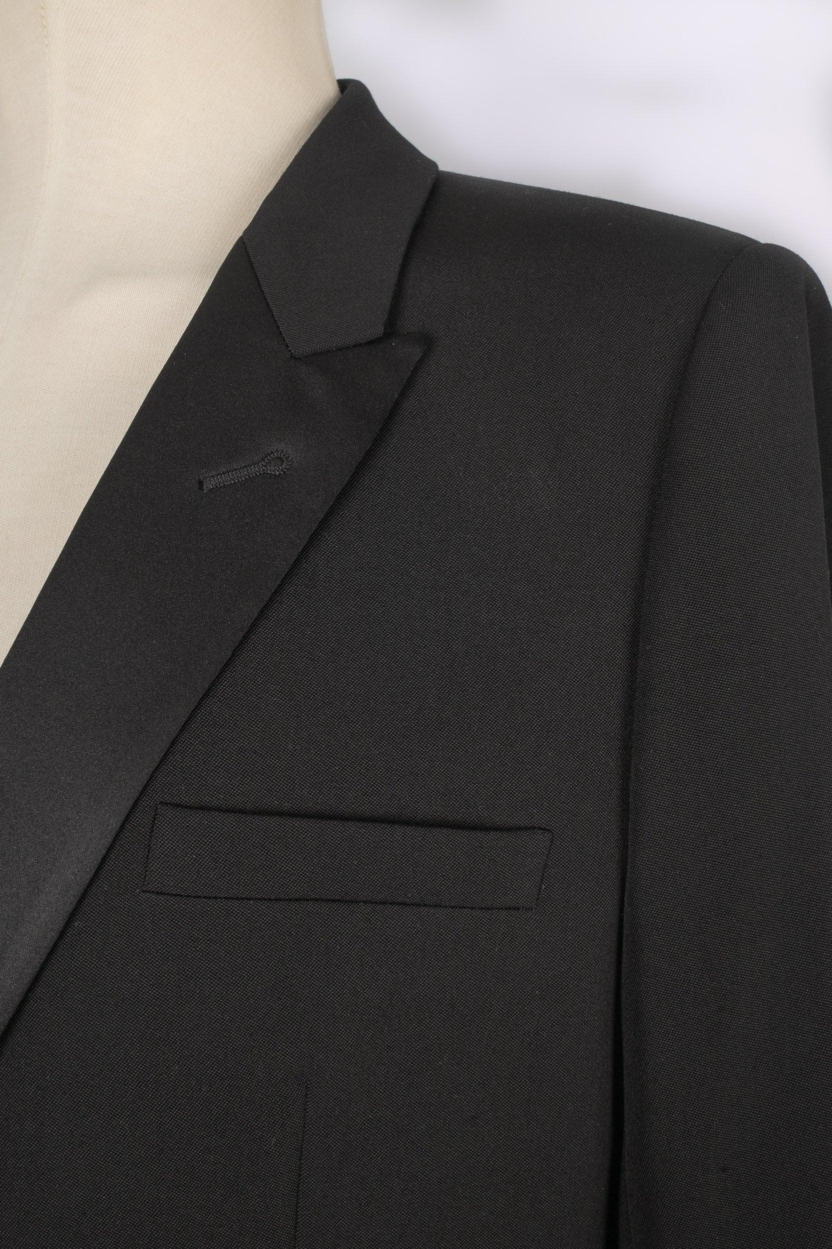 Yves Saint Laurent Men Pant Suit with Black Satin Reverse For Sale 4