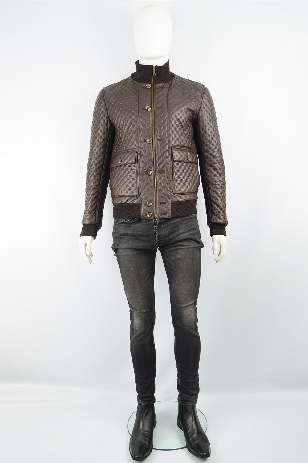 Size: Marked 48 which is roughly a men's Small to Medium (Please check measurements).
Chest - 42” / 106cm (allow roughly 4