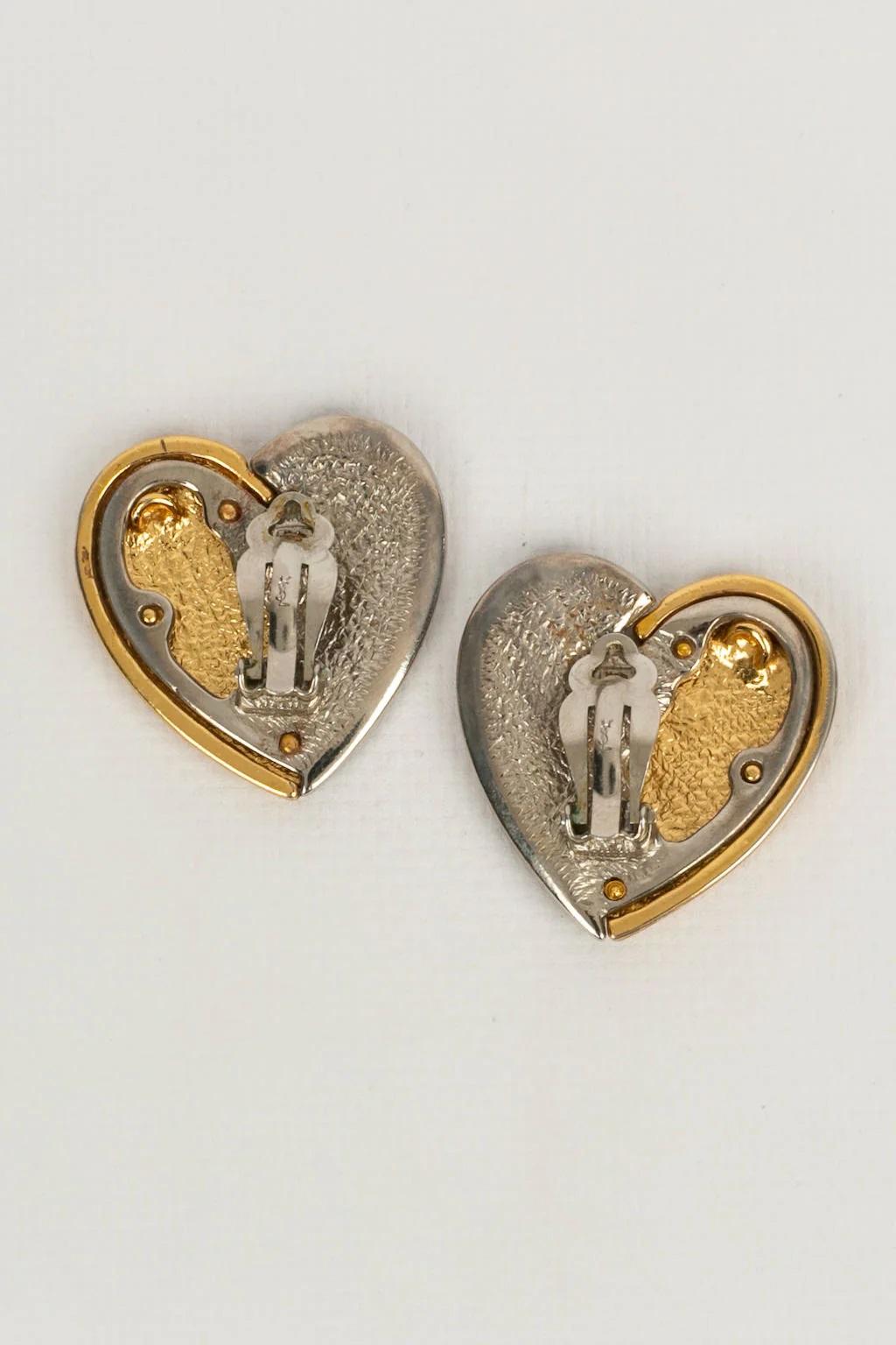 Yves Saint Laurent Metal and Rhinestone Heart Earrings In Good Condition For Sale In SAINT-OUEN-SUR-SEINE, FR