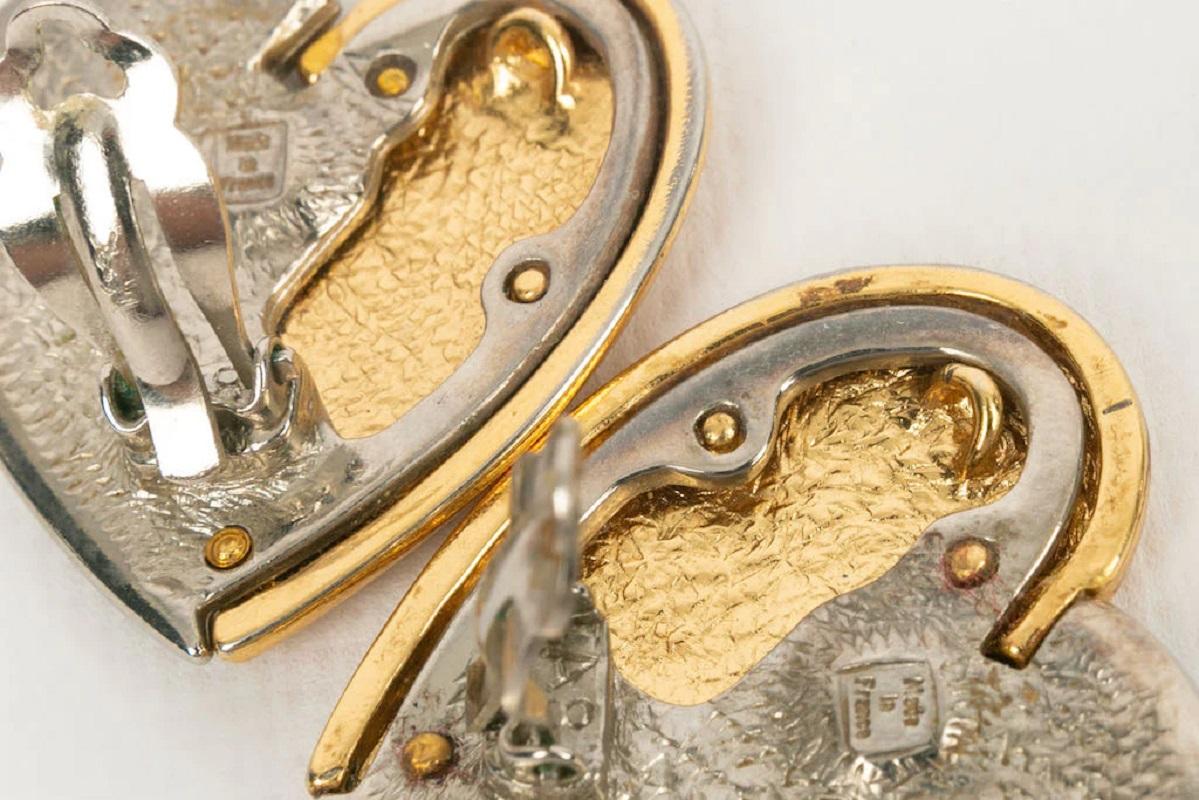 Yves Saint Laurent Metal and Rhinestone Heart Earrings For Sale 1