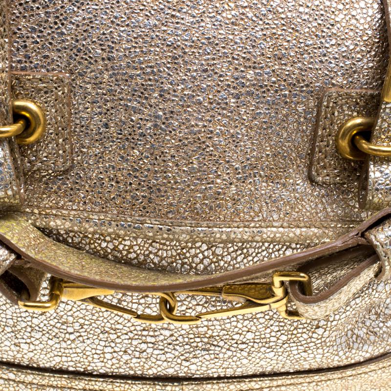 Yves Saint Laurent Metallic Gold Leather Besace Shoulder Bag In Good Condition In Dubai, Al Qouz 2