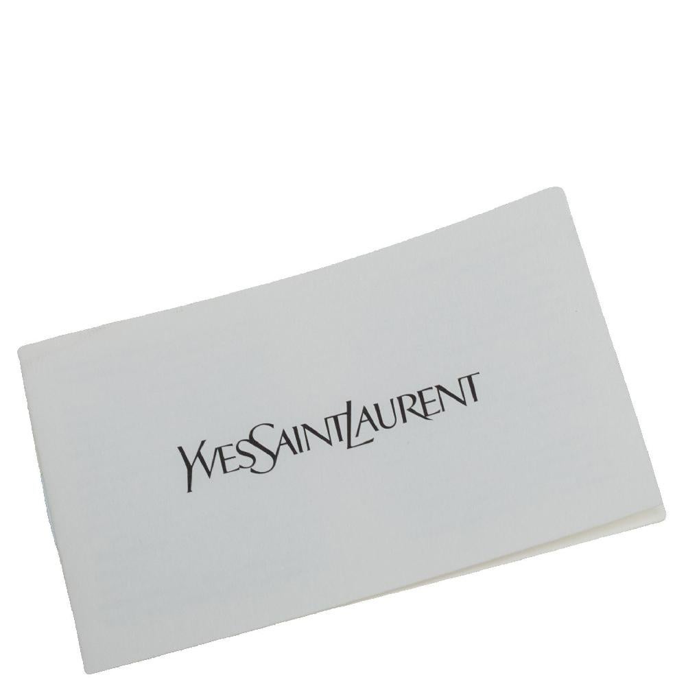 Yves Saint Laurent Metallic Leather Belle De Jour Flap Clutch In Good Condition In Dubai, Al Qouz 2