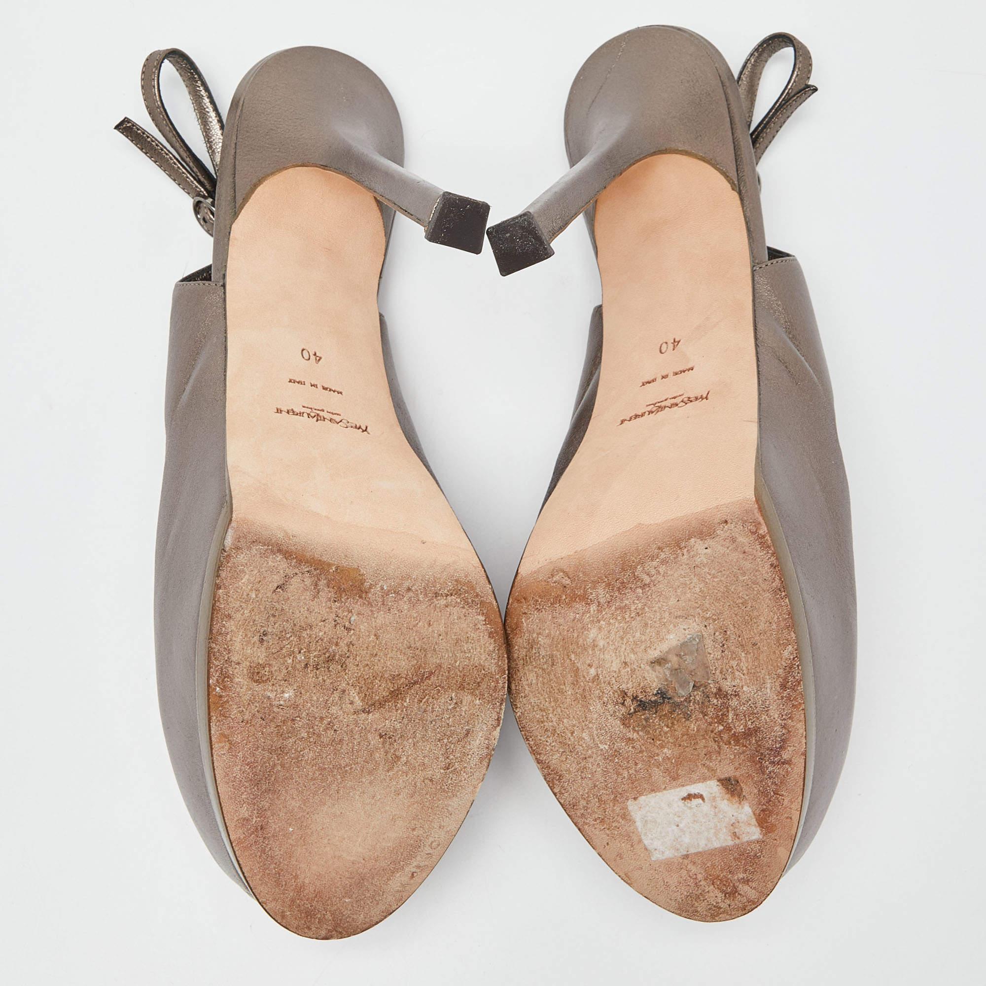 Yves Saint Laurent Metallic Leather Tribtoo Slingback Sandals Size 40 For Sale 1