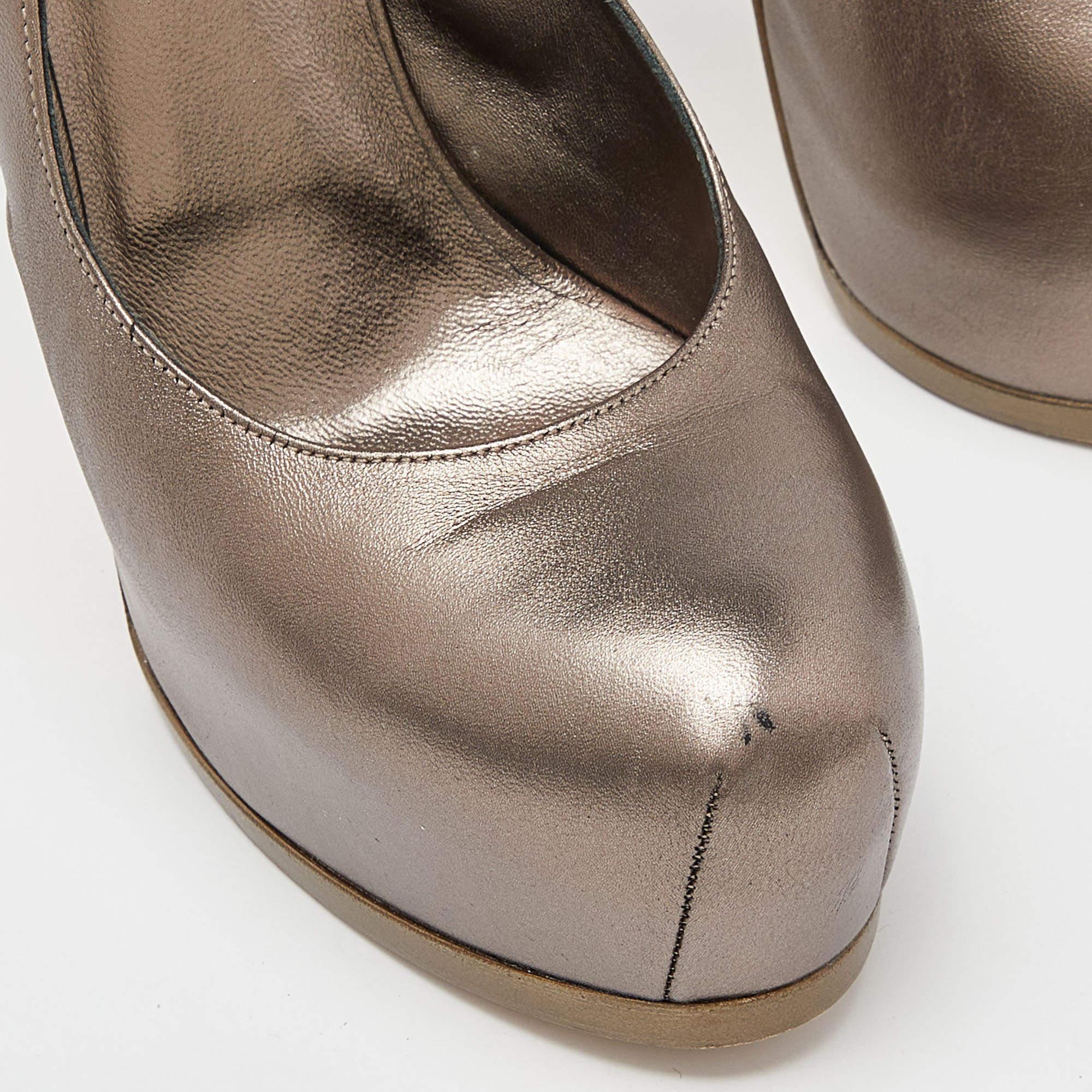 Yves Saint Laurent Metallic Leather Tribtoo Slingback Sandals Size 40 For Sale 2