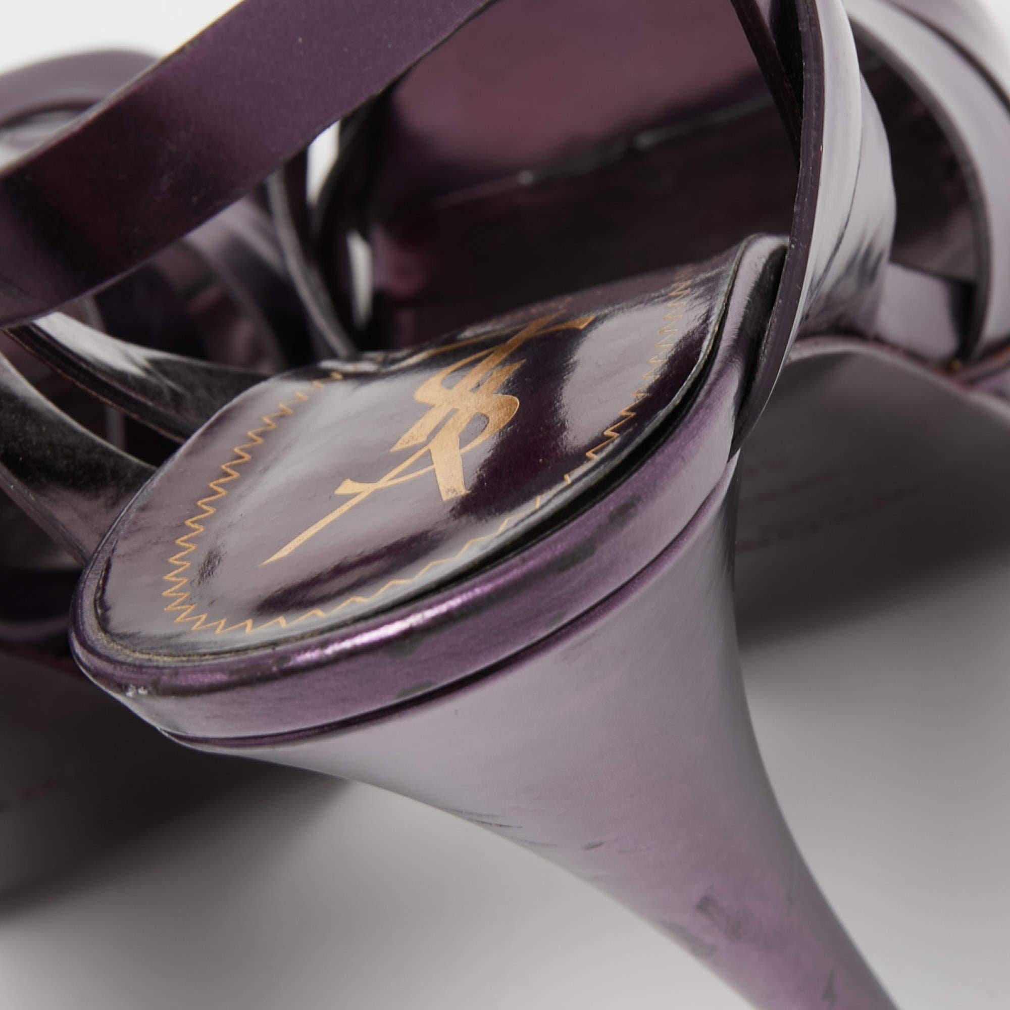 Yves Saint Laurent Metallic Purple Leather Tribute Sandals Size 38.5 7