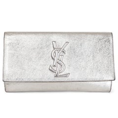 YVES SAINT LAURENT Metallic-Silber Leder BELLE DE JOUR LARGE Clutch Tasche