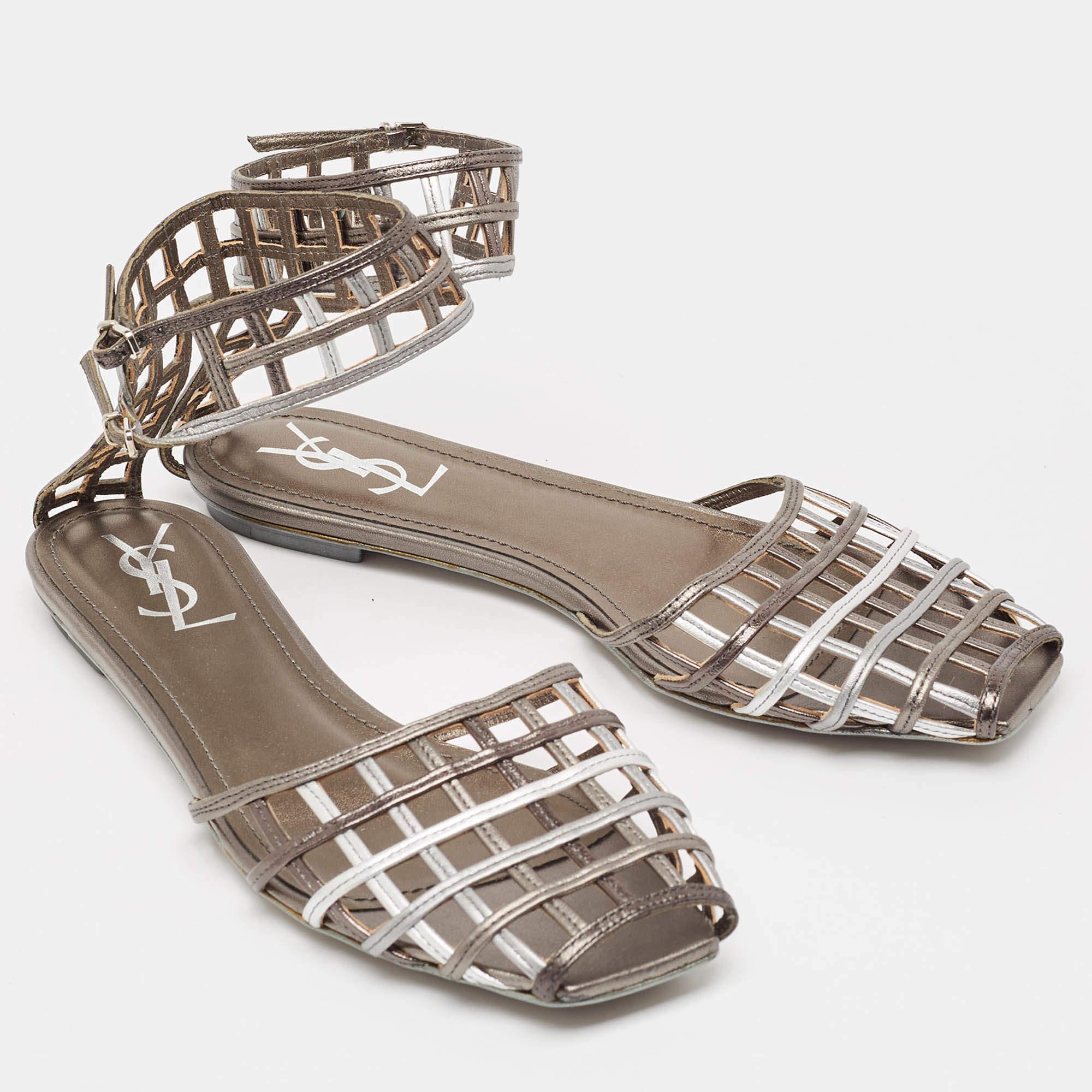 Yves Saint Laurent Metallic Tricolor Leather Caged Ankle Strap Flats Size 40 In New Condition In Dubai, Al Qouz 2