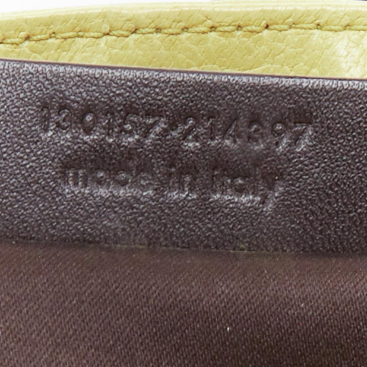 YVES SAINT LAURENT Sac à bandoulière Mombasa en corne noire jaune beurre 7