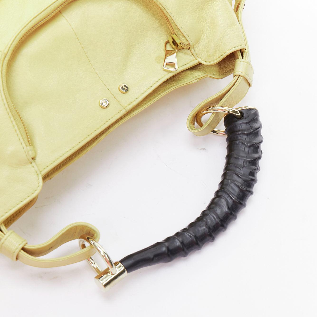 YVES SAINT LAURENT Sac à bandoulière Mombasa en corne noire jaune beurre 4