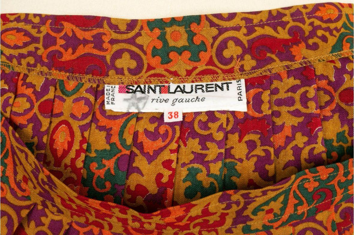 Yves Saint Laurent Mehrfarbiger plissierter Rock im Angebot 1