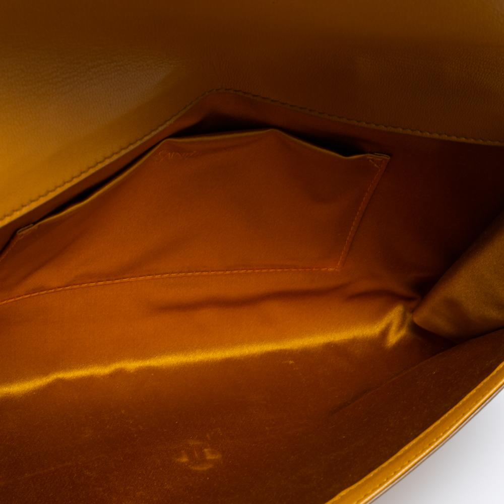 Yves Saint Laurent Mustard Yellow Patent Leather Belle De Jour Flap Clutch In Good Condition In Dubai, Al Qouz 2