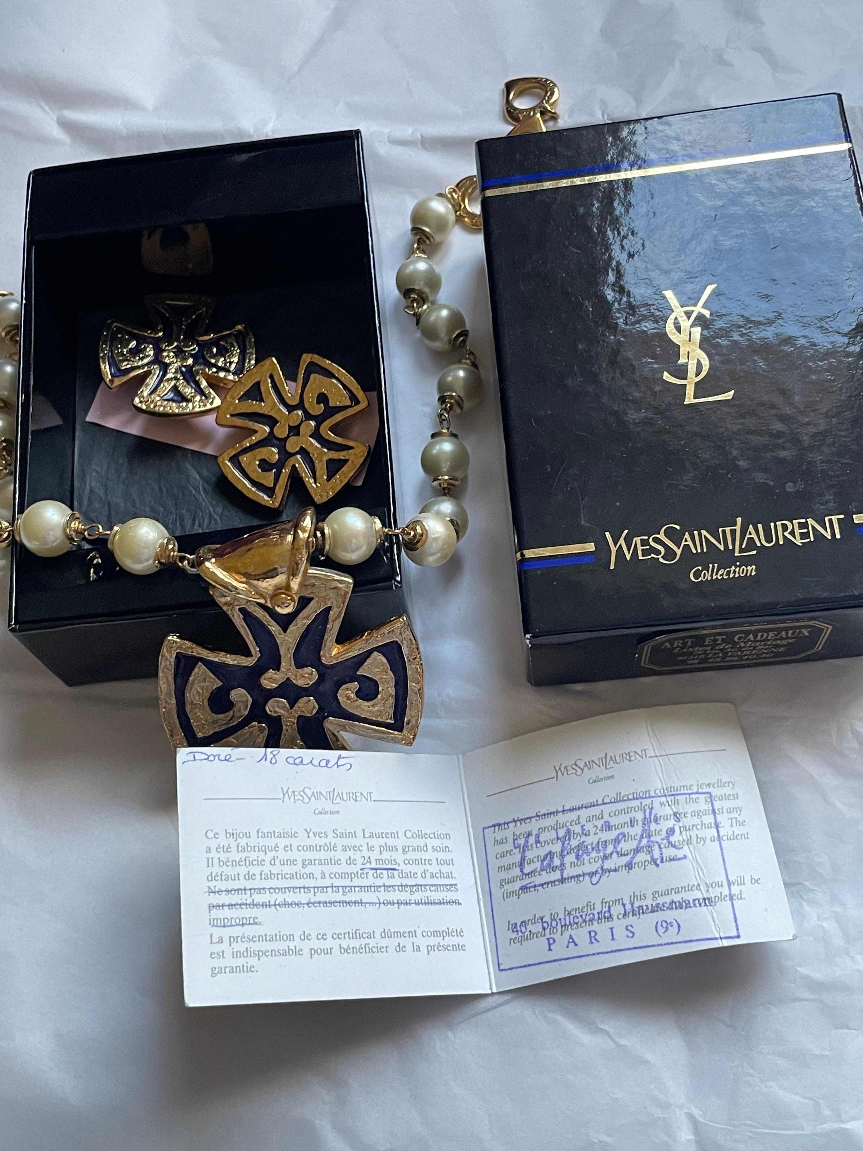 YVES SAINT LAURENT Conjunto de collar y pendientes en venta 11