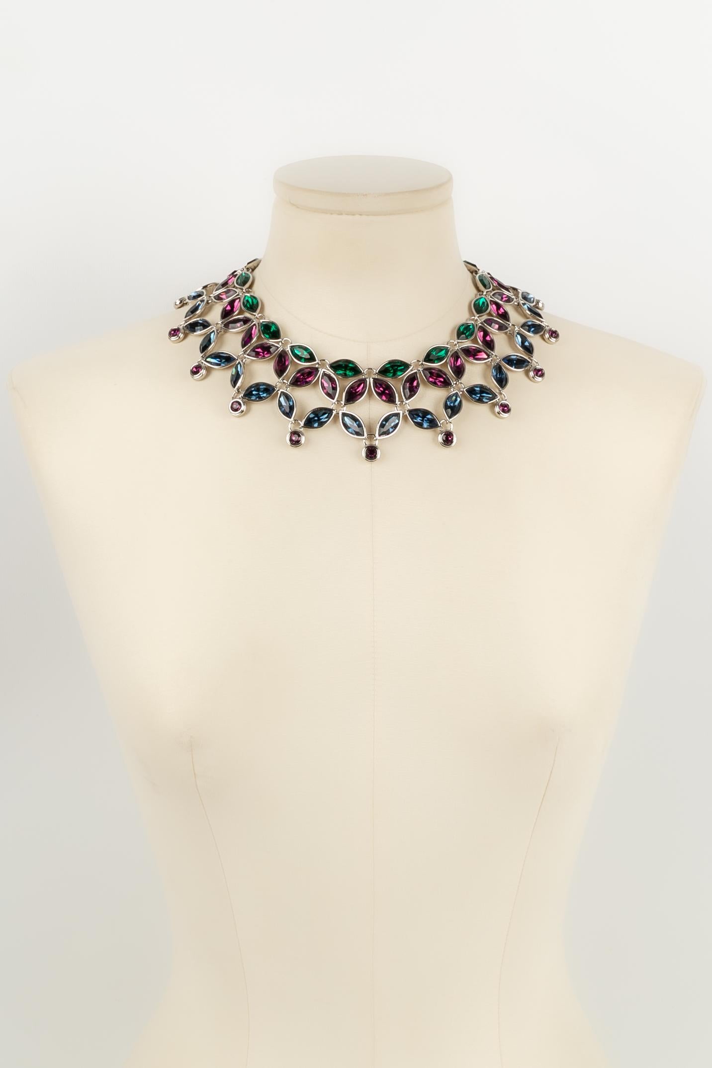 Collana Yves Saint Laurent In condizioni buone in vendita a SAINT-OUEN-SUR-SEINE, FR