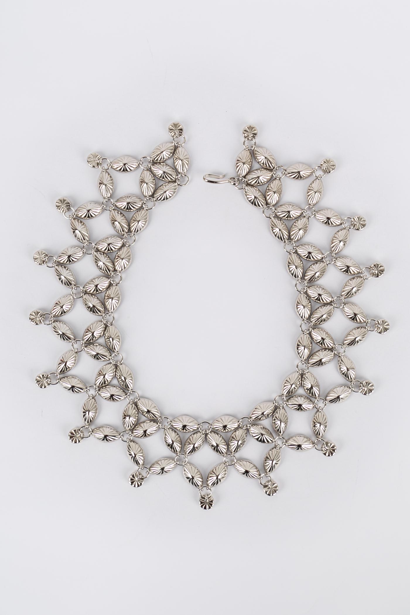 Collana Yves Saint Laurent in vendita 2