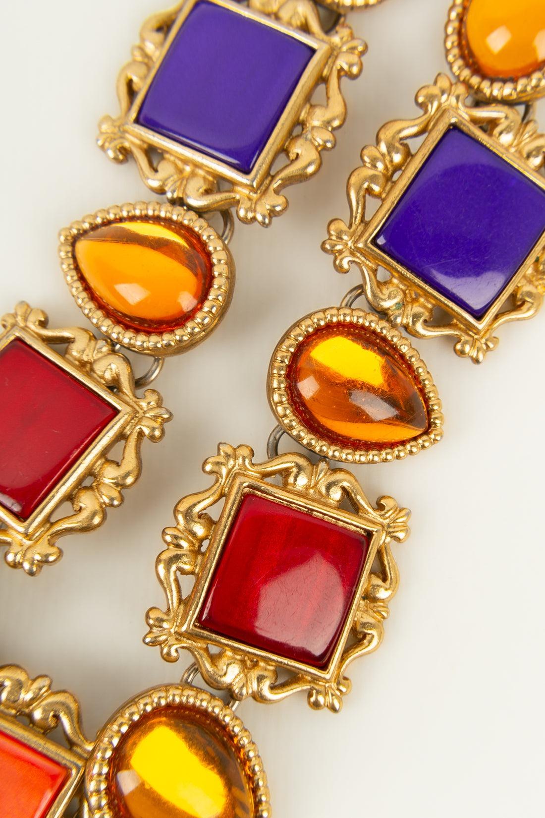 Collana Yves Saint Laurent in metallo placcato oro e resina multicolore in vendita 1