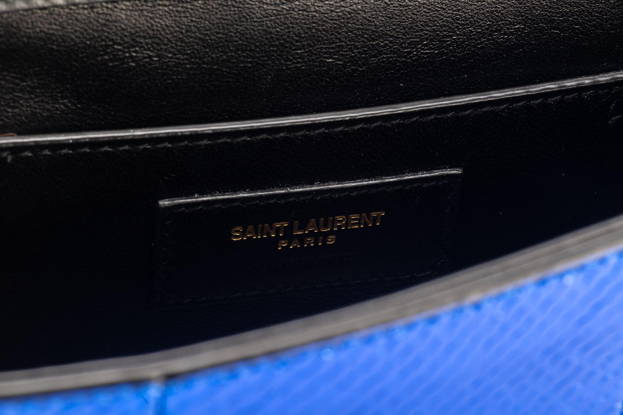 Yves Saint Laurent Neue blaue Python Crossbody Tasche im Angebot 6