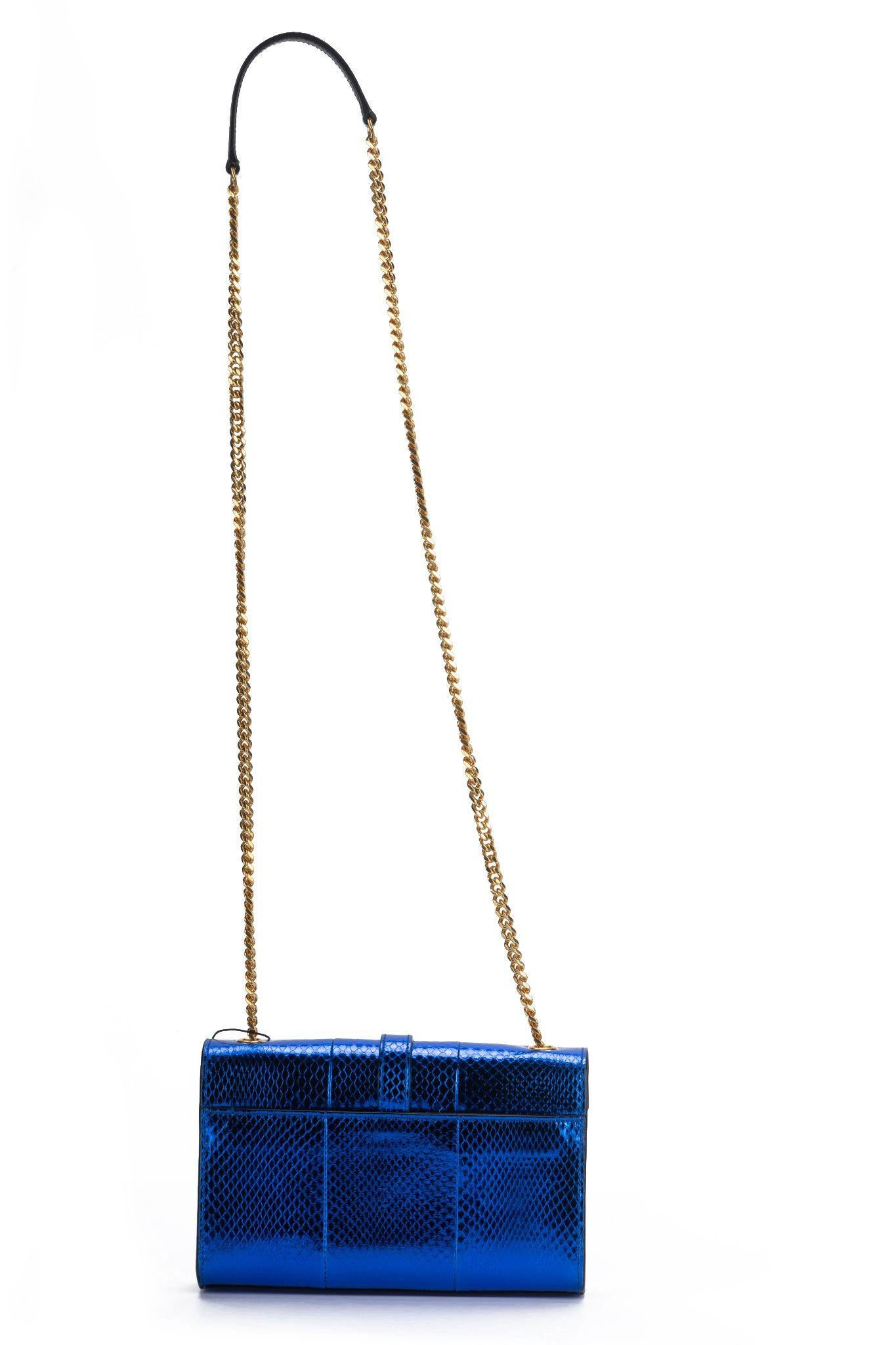 Yves Saint Laurent Neue blaue Python Crossbody Tasche im Zustand „Neu“ im Angebot in West Hollywood, CA