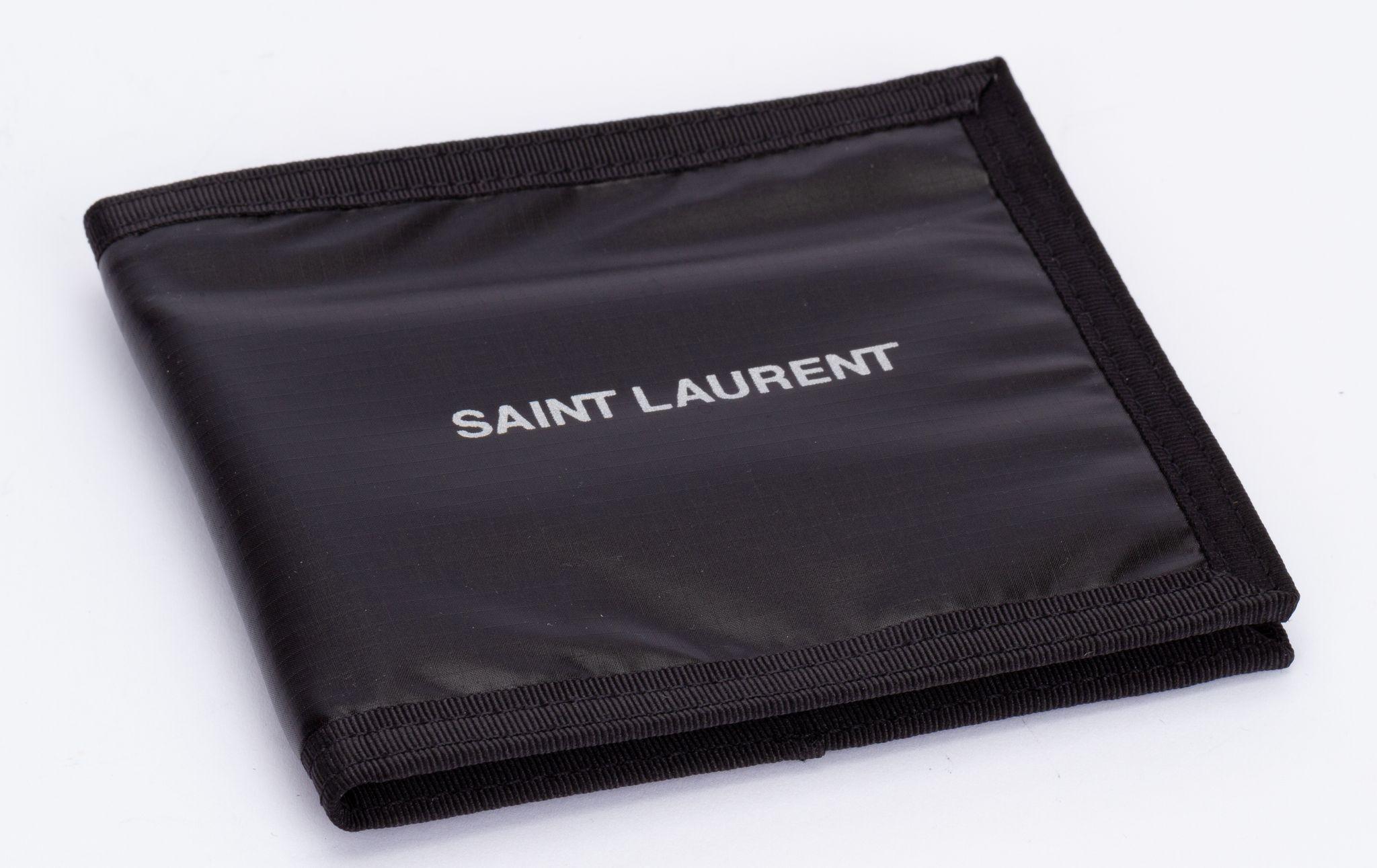 Yves Saint Laurent NIB Black Bifold Wallet In New Condition For Sale In West Hollywood, CA