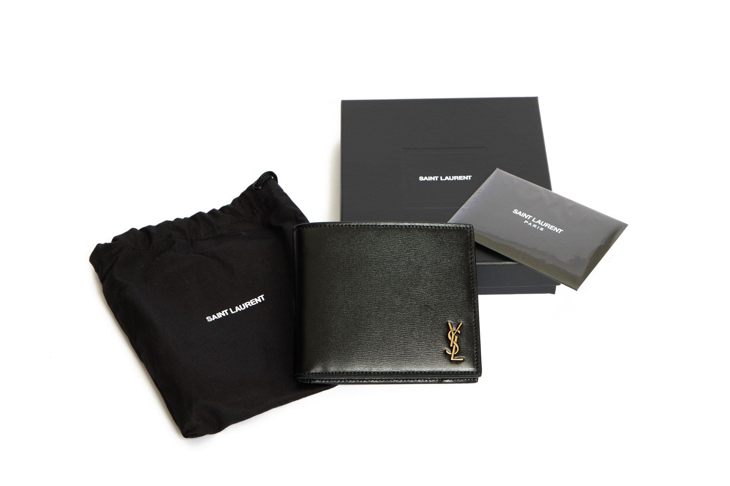 Yves Saint Laurent NIB Black Leather Bifold Wallet In New Condition For Sale In West Hollywood, CA
