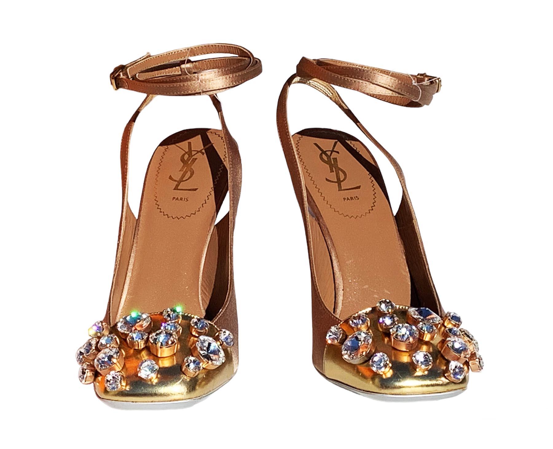 Yves Saint Laurent Rive Gauche Crystal Embellished Sandals Slingback
Italian size 39.5
S/S 2012 Runway Collection
Nude Color Satin, Gold Tone Leather Toe Embellished with Oversize Clear Crystals,
Ankle Wrap with Buckle, Leather Insole and