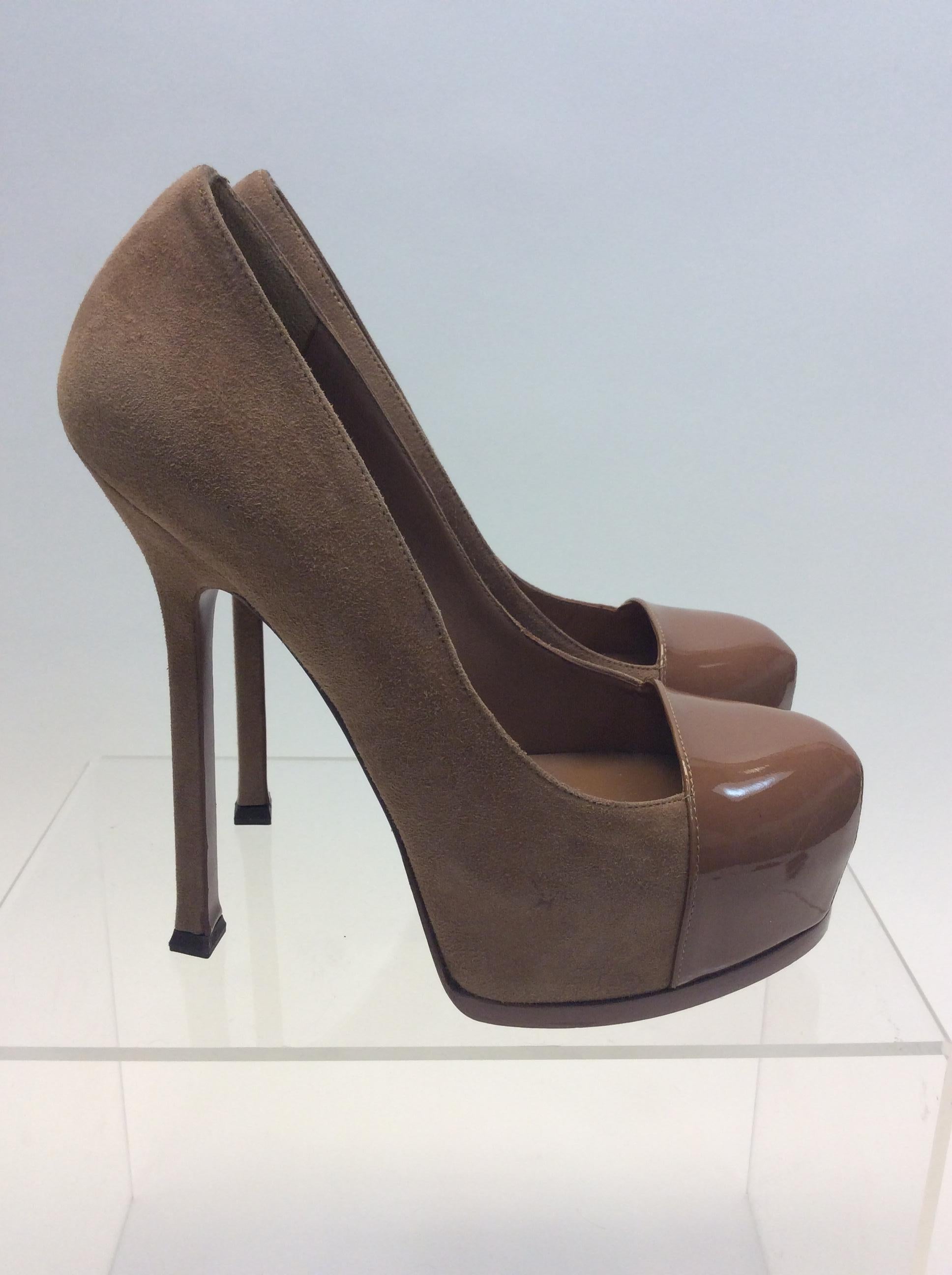 Women's Yves Saint Laurent Nude Suede and Patent Leather Heels  For Sale