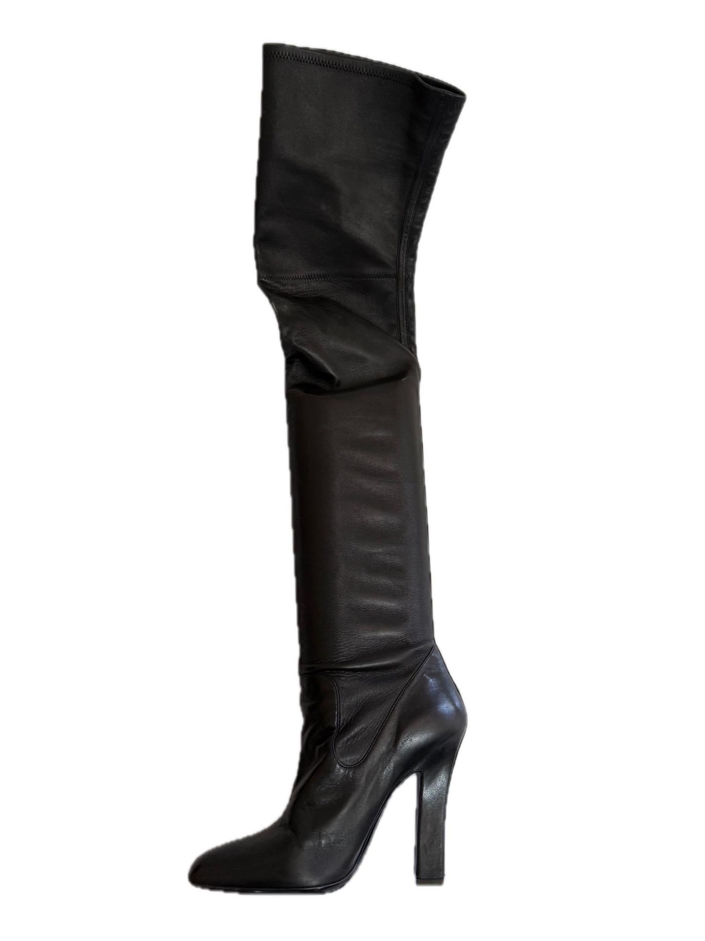 Women's Yves Saint Laurent Over-the-Knee Black Leather Boots Fall Winter 2012 Size 39 For Sale