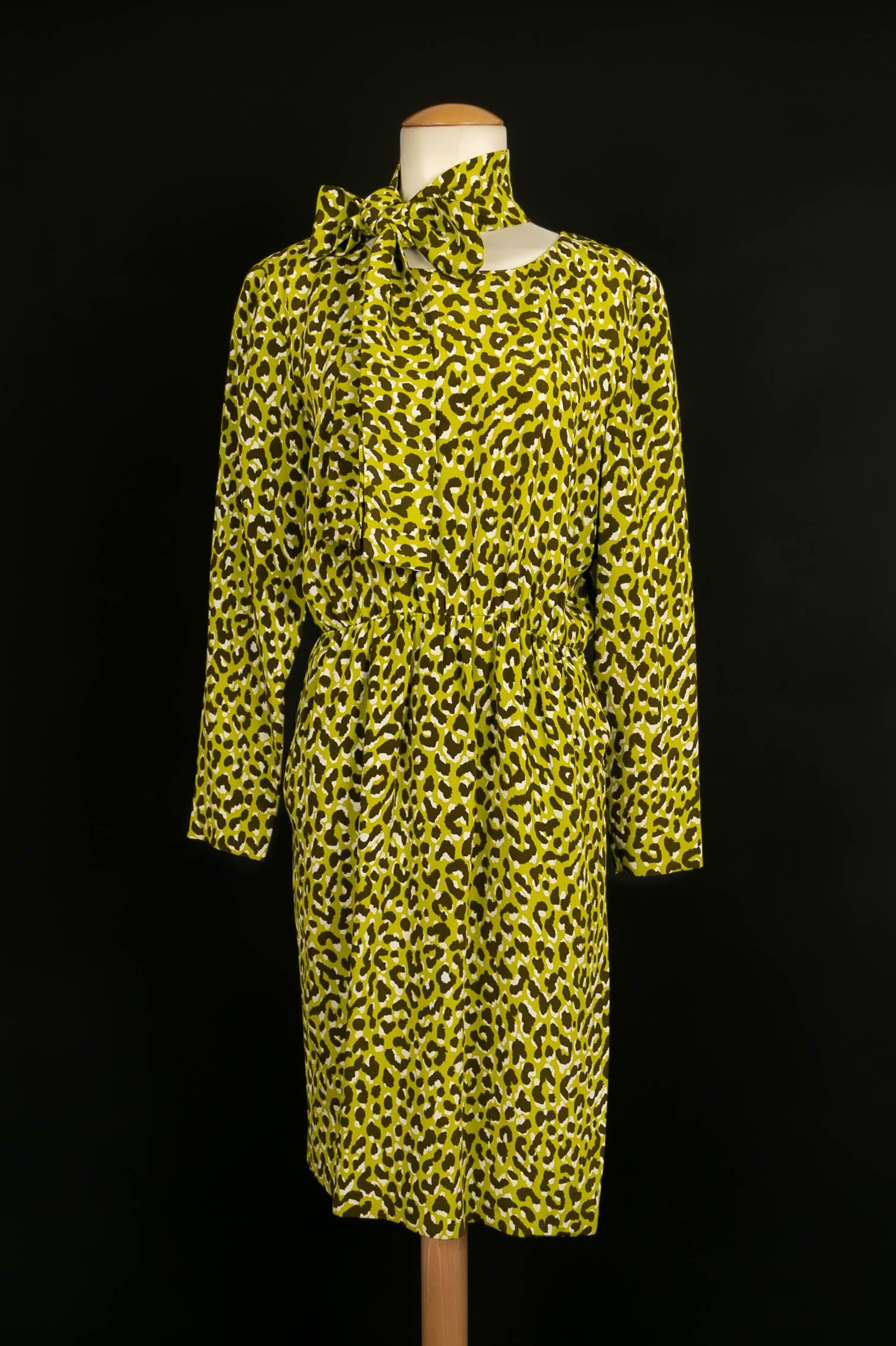Yves Saint Laurent Hosenkleid aus Panther im Angebot 1