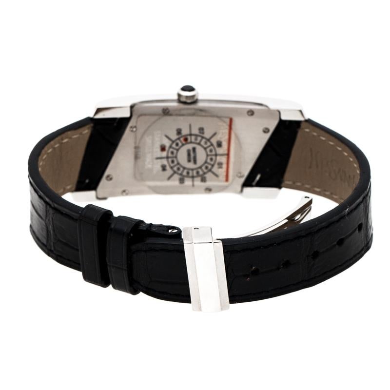 Brilliantly designed to adorn your wrist with unparalleled sophistication, this Rive Gauche wristwatch from YSL is a wonderful piece your collection has been missing all this while! Crafted from stainless steel, it flaunts a rhombus-shaped case with