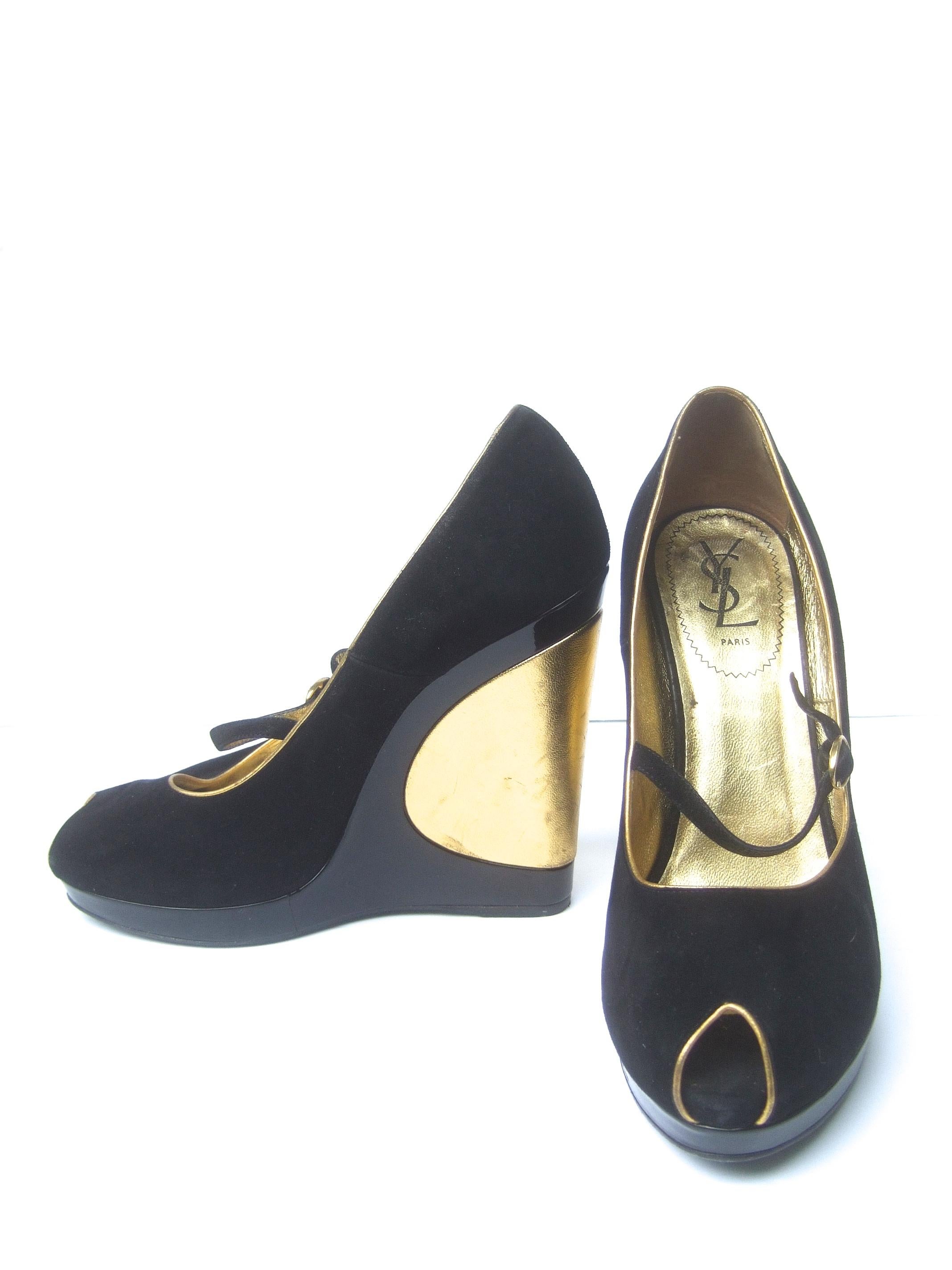 Yves Saint Laurent Paris Black Suede Gold Leather Peep Toe Wedge Shoes Size 40 In Good Condition For Sale In University City, MO