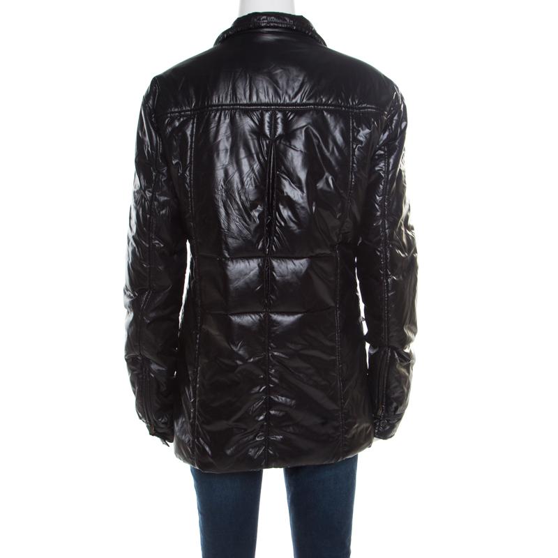 Making a stylish approach to casual fashion, you can add this jacket from Yves Saint Laurent. It is designed to be a windcheater and features long sleeves and a full front zipper. This black jacket will not just come in handy on windy days but also
