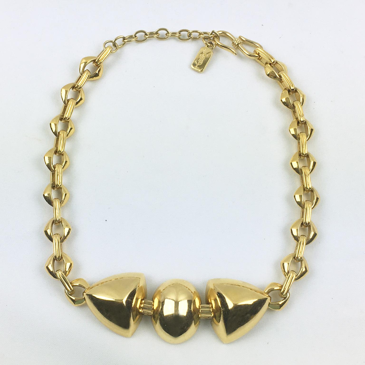 Yves Saint Laurent Paris Collana a girocollo con maglie dorate In condizioni ottime in vendita a Atlanta, GA