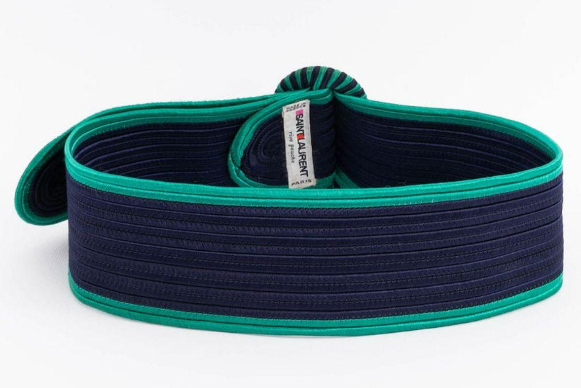 Yves Saint Laurent (Made in France) Belt composed of passementerie.

Additional information: 
Dimensions: Length: 93 cm (36.61 in)
Width: 8 cm (3.15 in)
Condition: Very good condition
Seller Ref number: ACC45