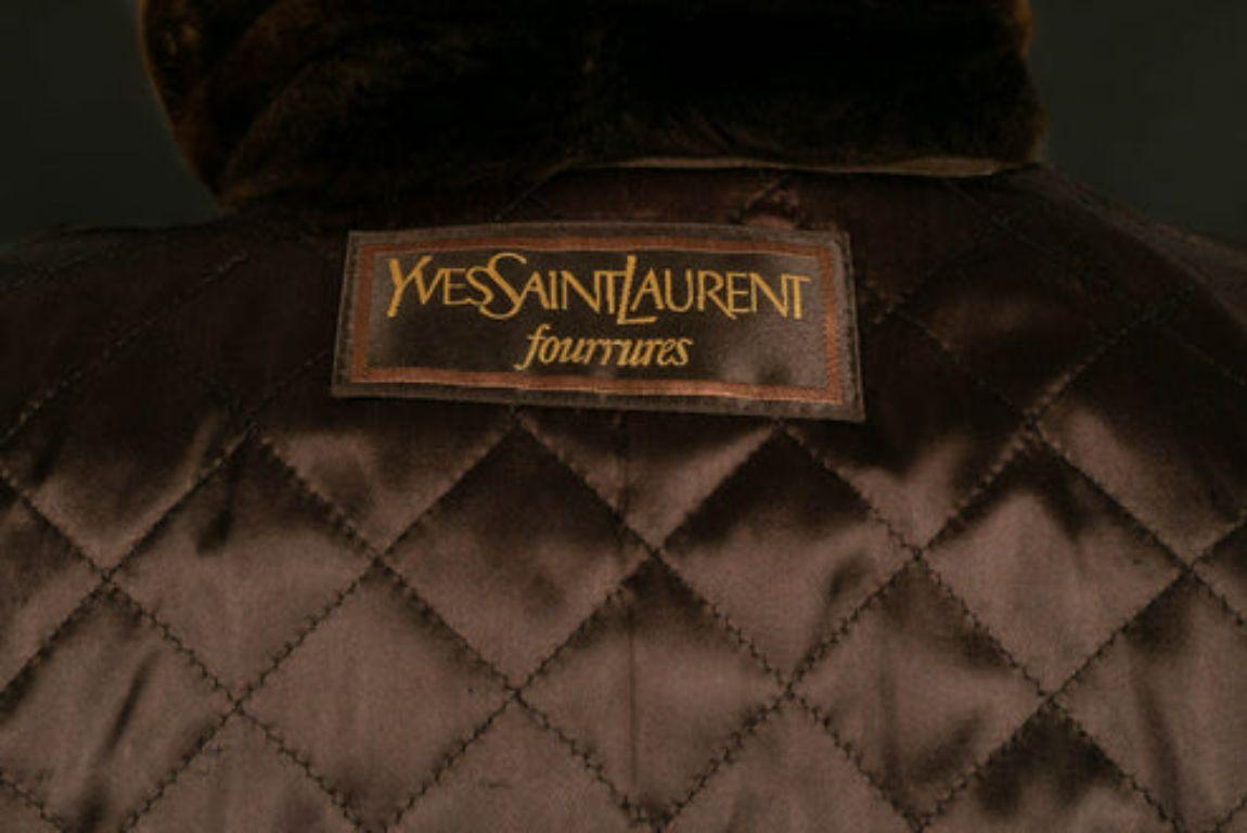 Veste « Patchwork » Yves Saint Laurent en cuir et fourrure en vente 3