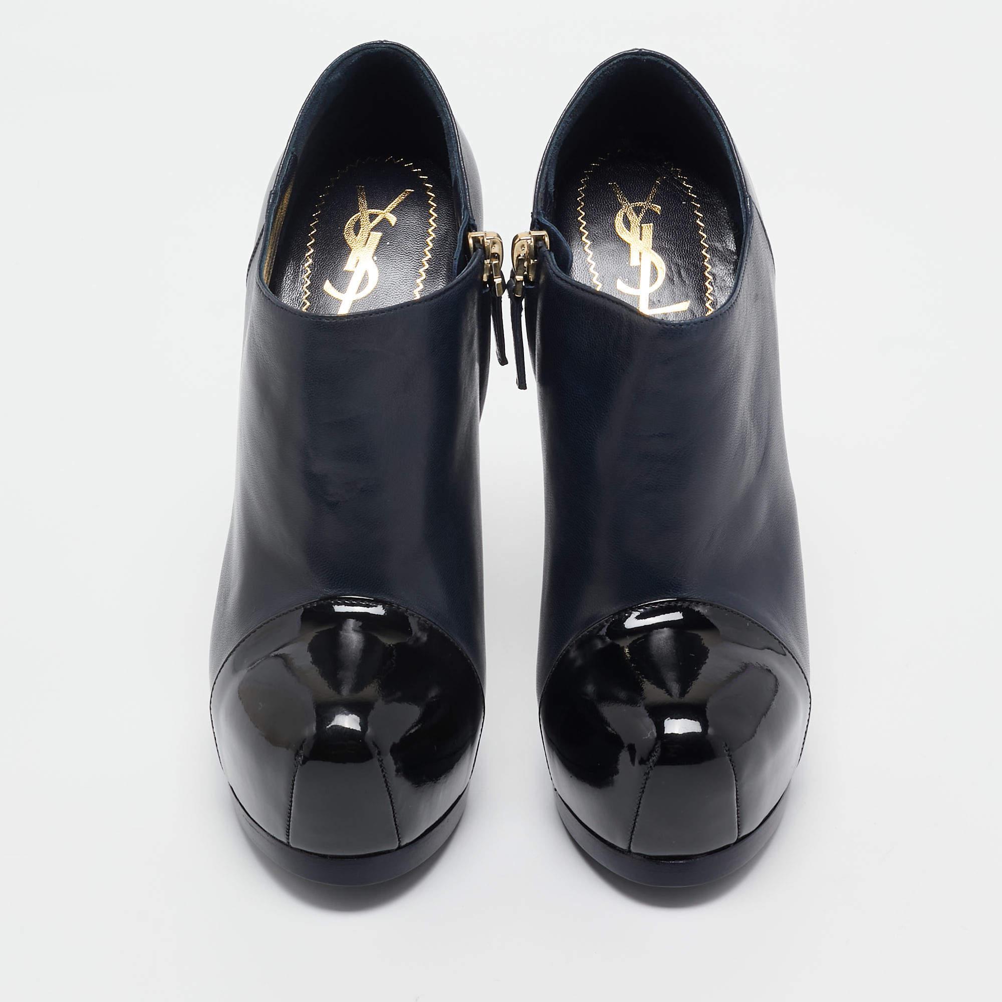 Yves Saint Laurent Patent Leather Tribute Platform Ankle Boots Size 36 For Sale 2