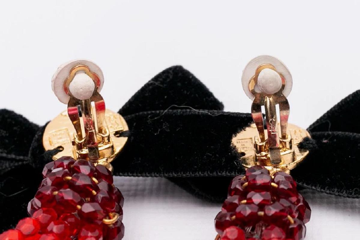 Yves Saint Laurent Pink and Black Clip-on Earrings For Sale 2