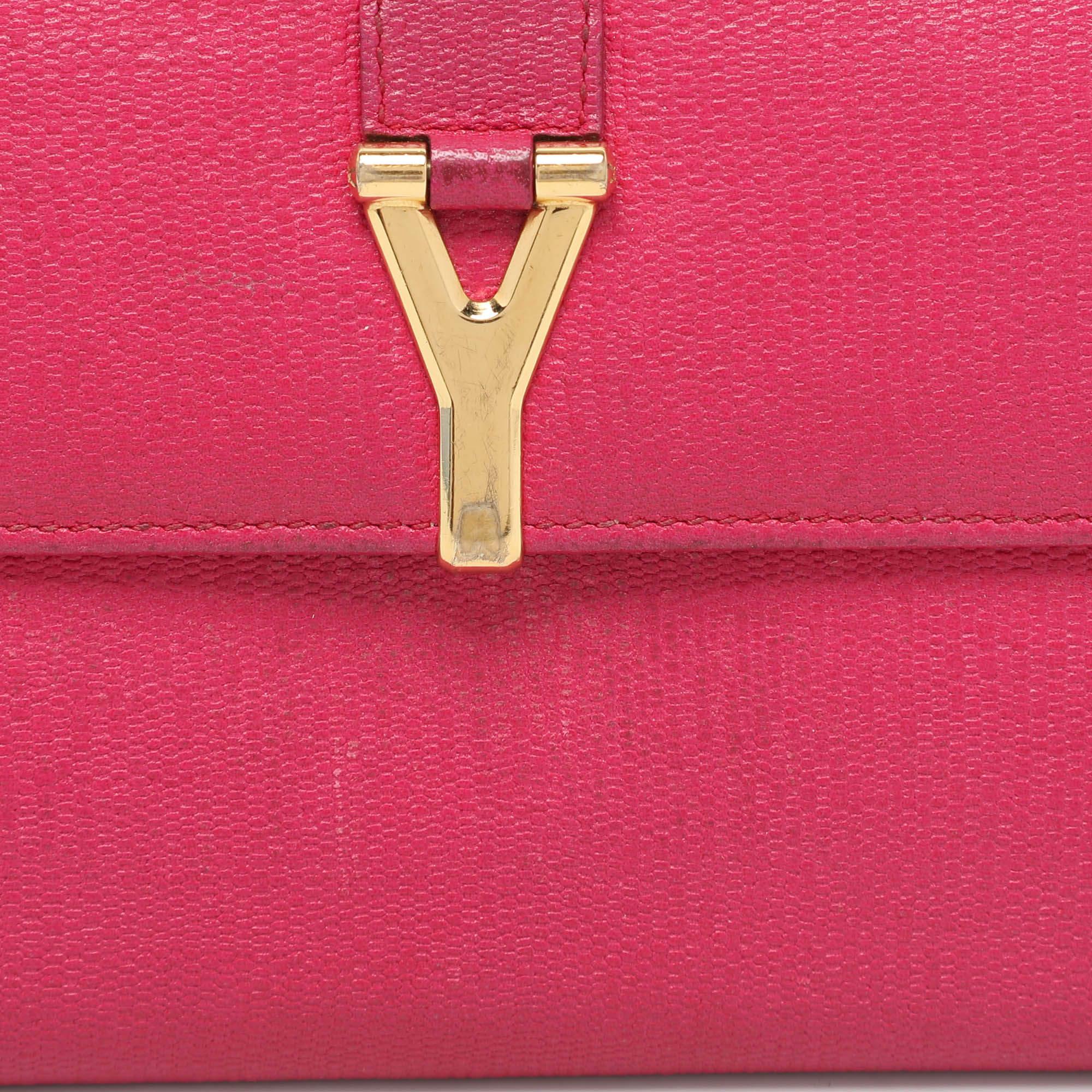 Donna Portafoglio con patta Yves Saint Laurent in pelle rosa in vendita