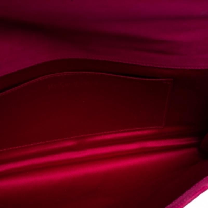 Yves Saint Laurent Pink Patent Leather Belle De Jour Flap Clutch For Sale 2