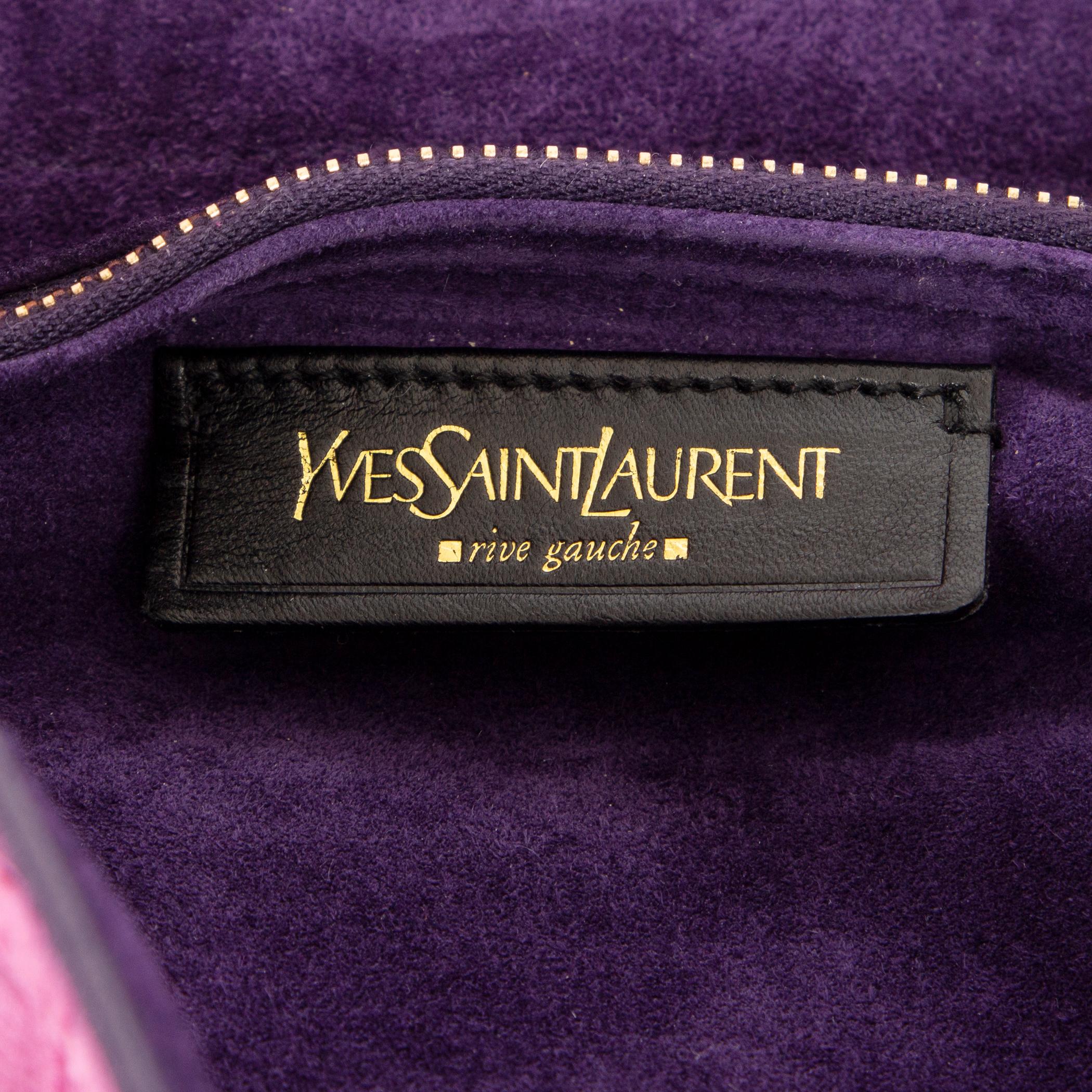 YVES SAINT LAURENT pink purple red FAUX CROCO suede MUSE TWO Satchel Bag In Excellent Condition In Zürich, CH