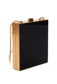 Yves Saint Laurent Minaudière en plexiglas Boîte de smoking Noir.