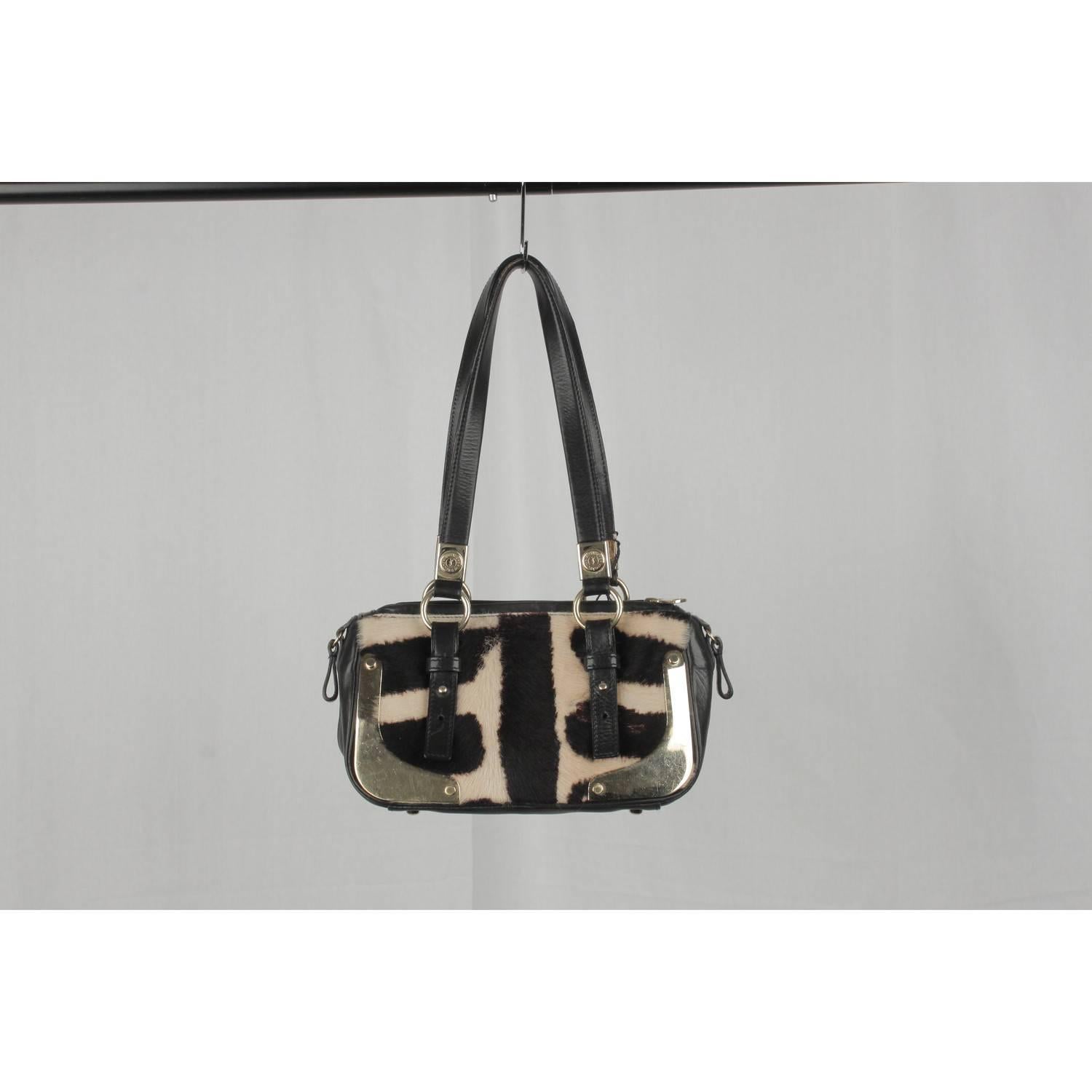 YVES SAINT LAURENT Pony Hair Leather HANDBAG Shoulder Bag In Excellent Condition In Rome, Rome