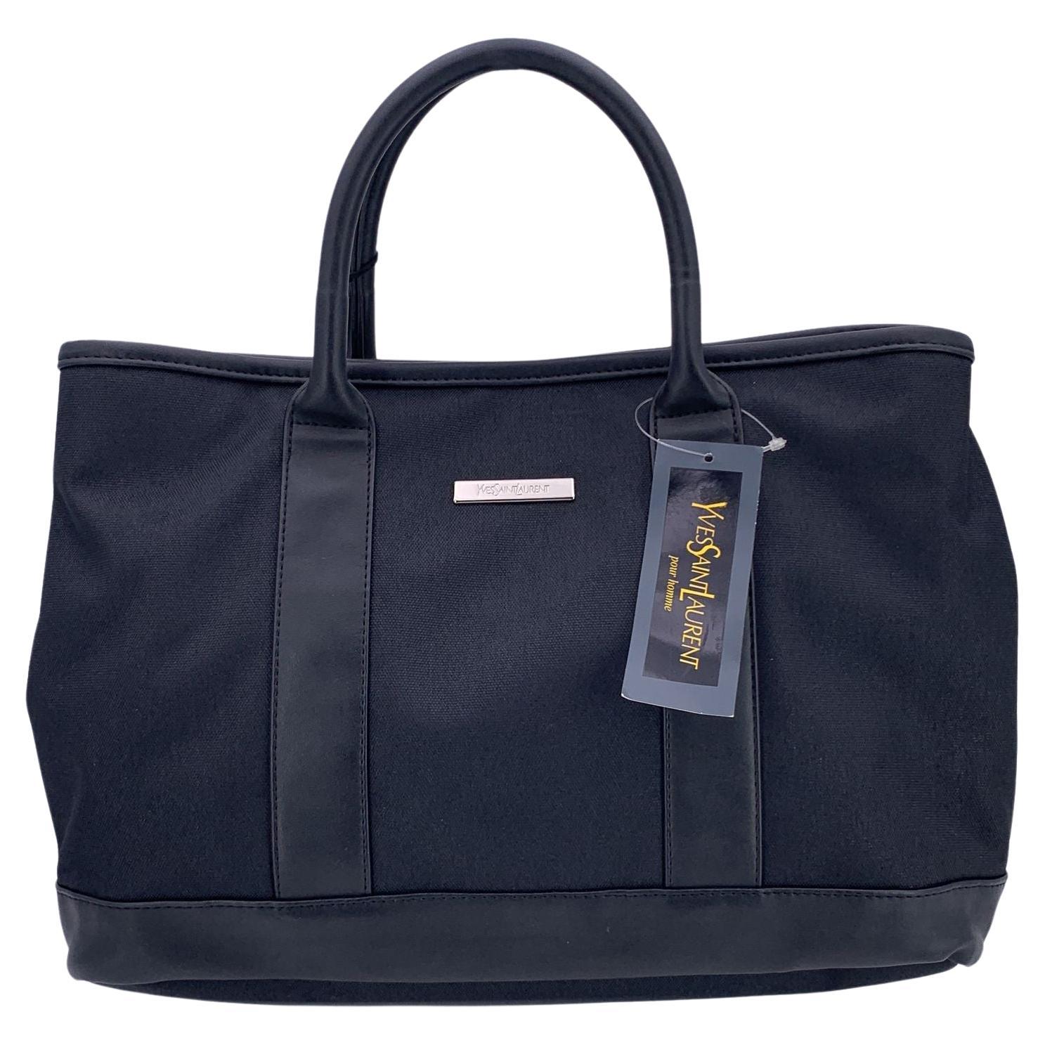 Yves Saint Laurent Pour Homme Bolsa Tote Vintage Negra de Nylon en venta