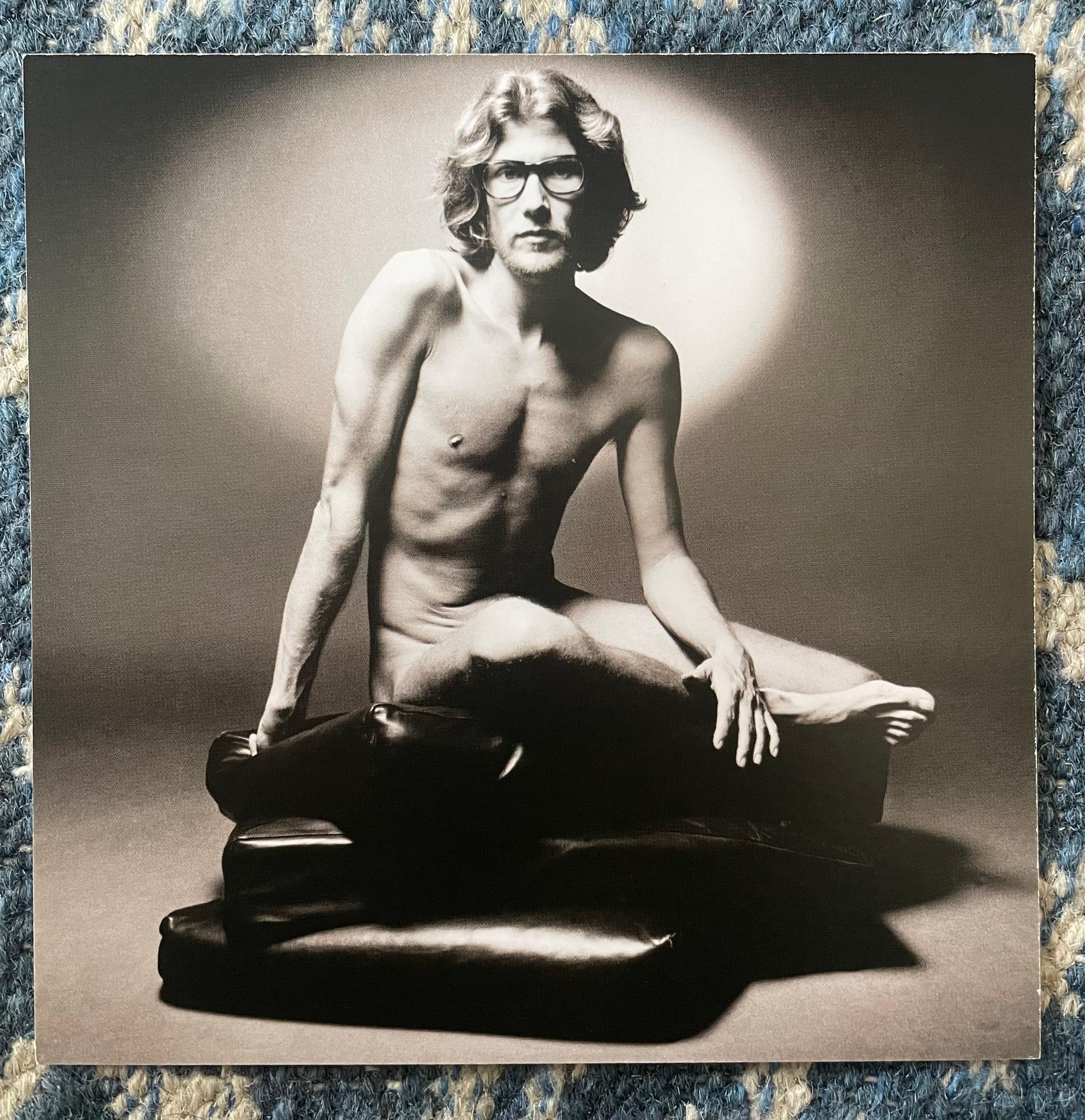 Yves Saint Laurent ( 1936 - 2008 )
LOVE 1977 
Impression Offset en couleurs .
53x 40cm
Etat parfait . Non entoilé .
