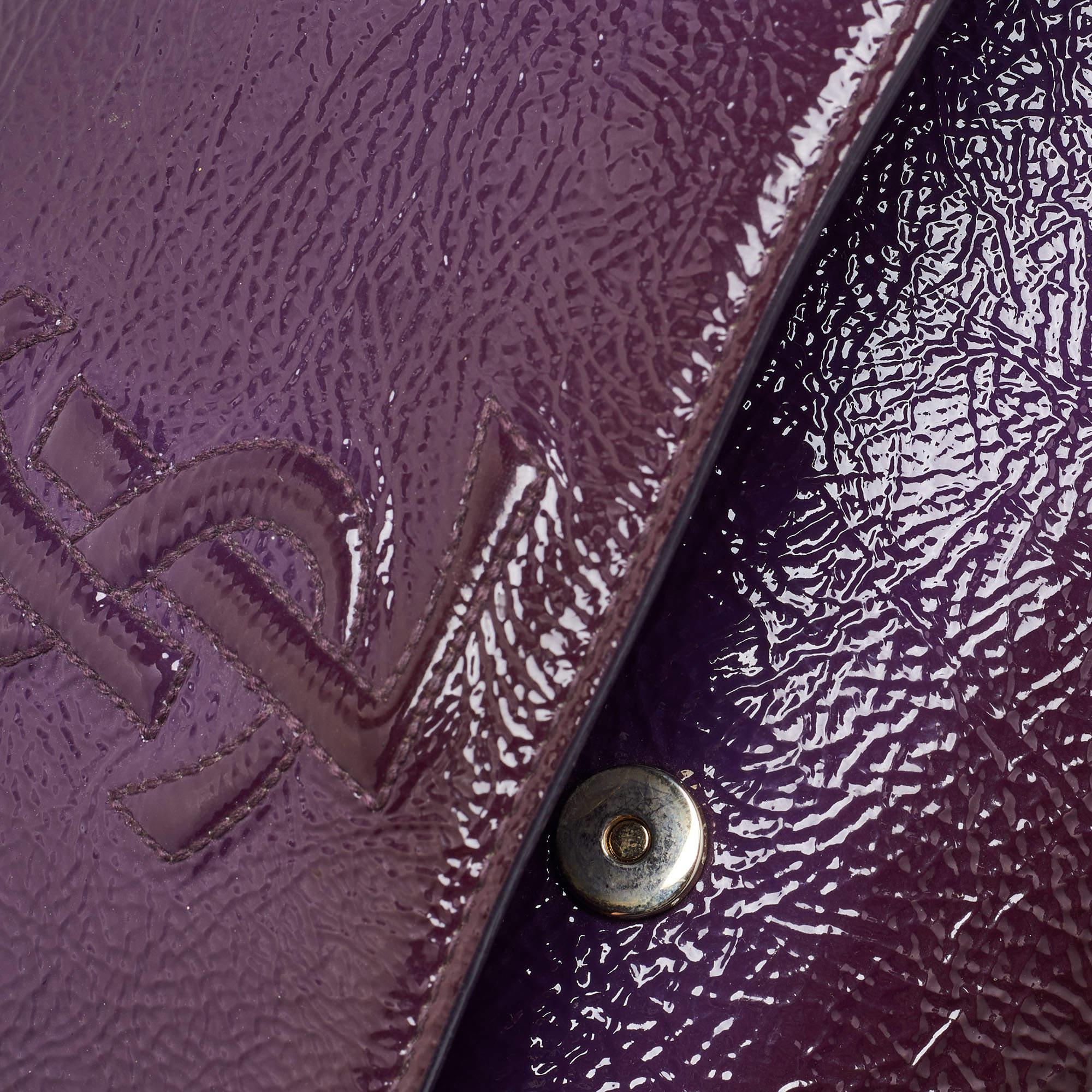 Yves Saint Laurent Purple Patent Leather Belle De Jour Flap Clutch For Sale 4