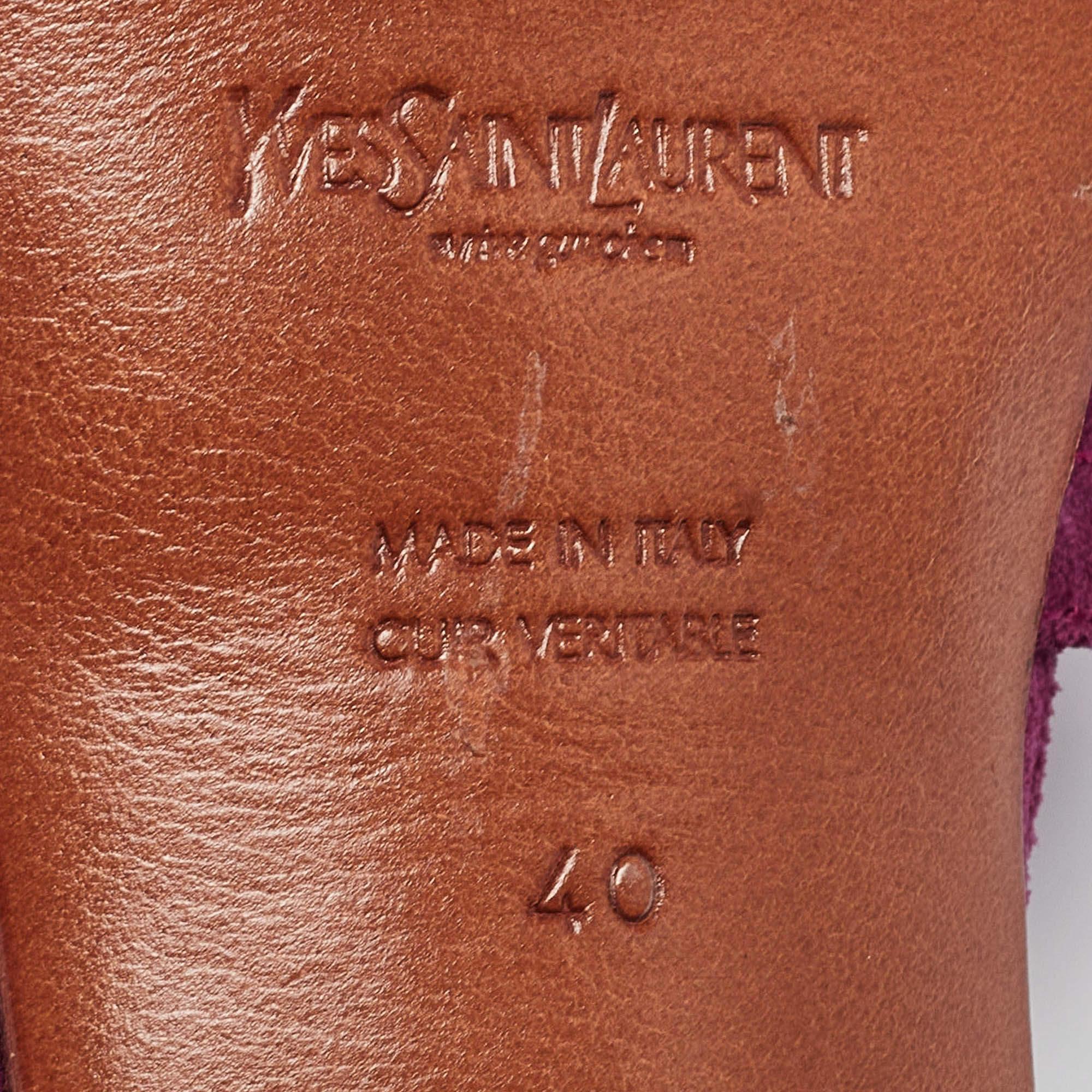 Yves Saint Laurent - Sandales à plateforme en daim violet avec boucle et bride à la cheville, taille 40 en vente 3