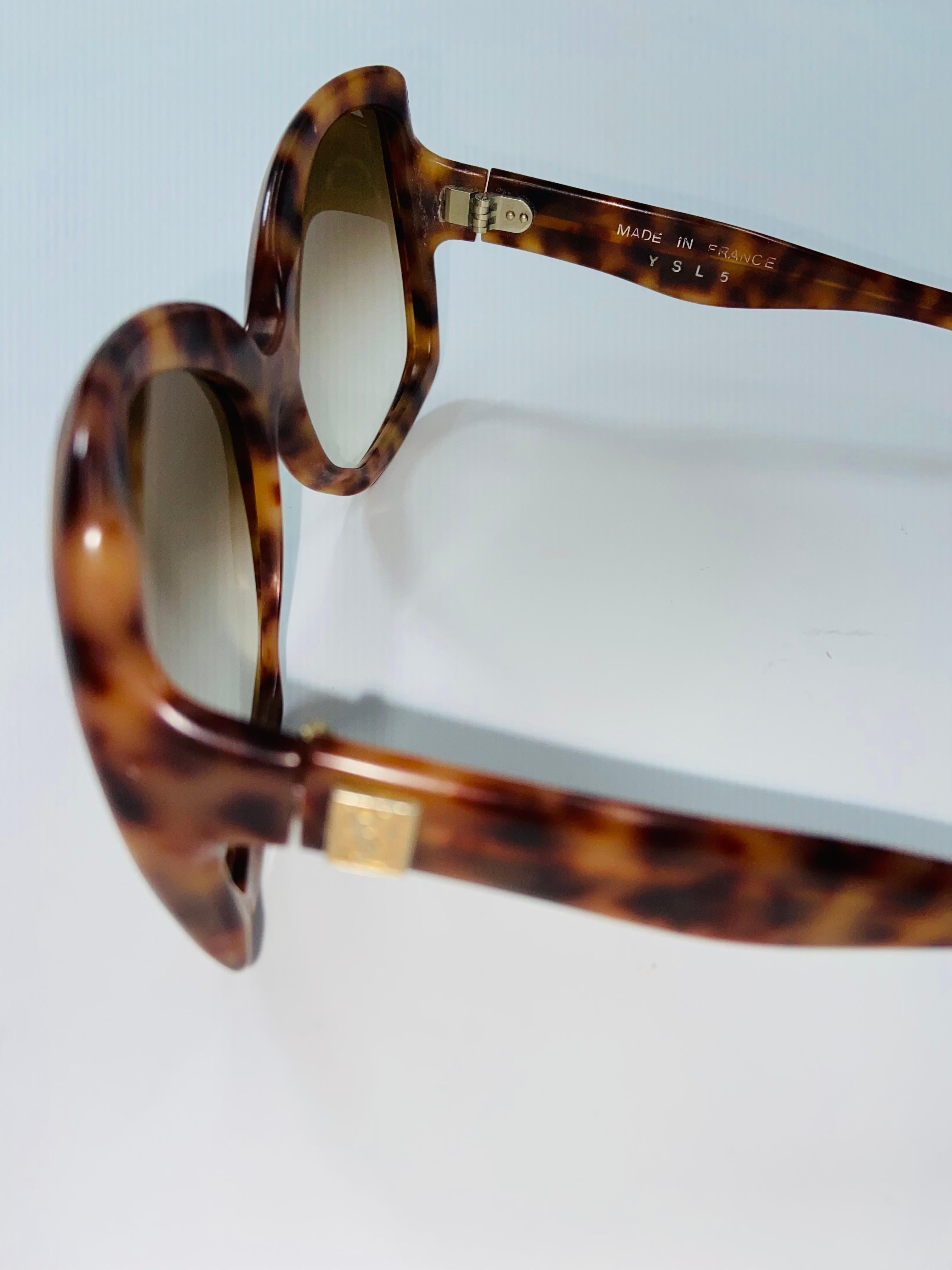 ysl sunglasses with logo on side