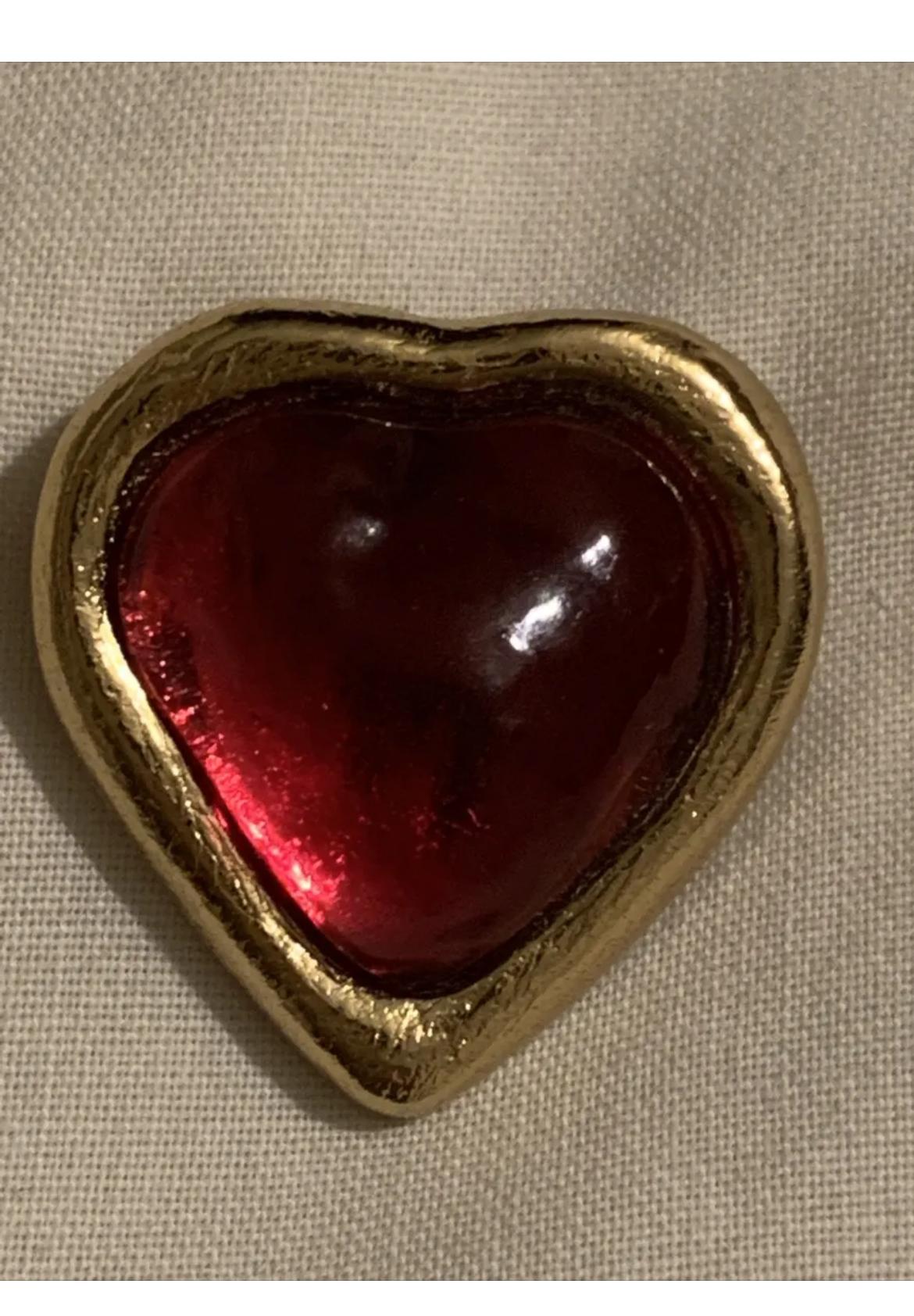 Yves Saint Laurent Red Heart Poured Glass Vintage Brooch In Good Condition For Sale In Romford, GB