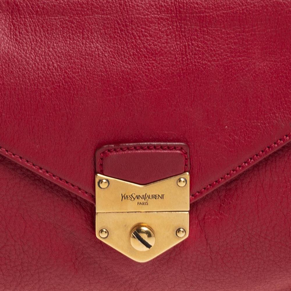 Women's Yves Saint Laurent Red Leather Dandy Shoulder Bag